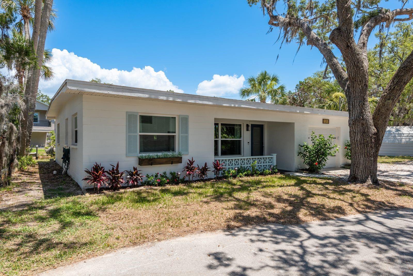 5270 MILLER BAYOU DR — photo 2