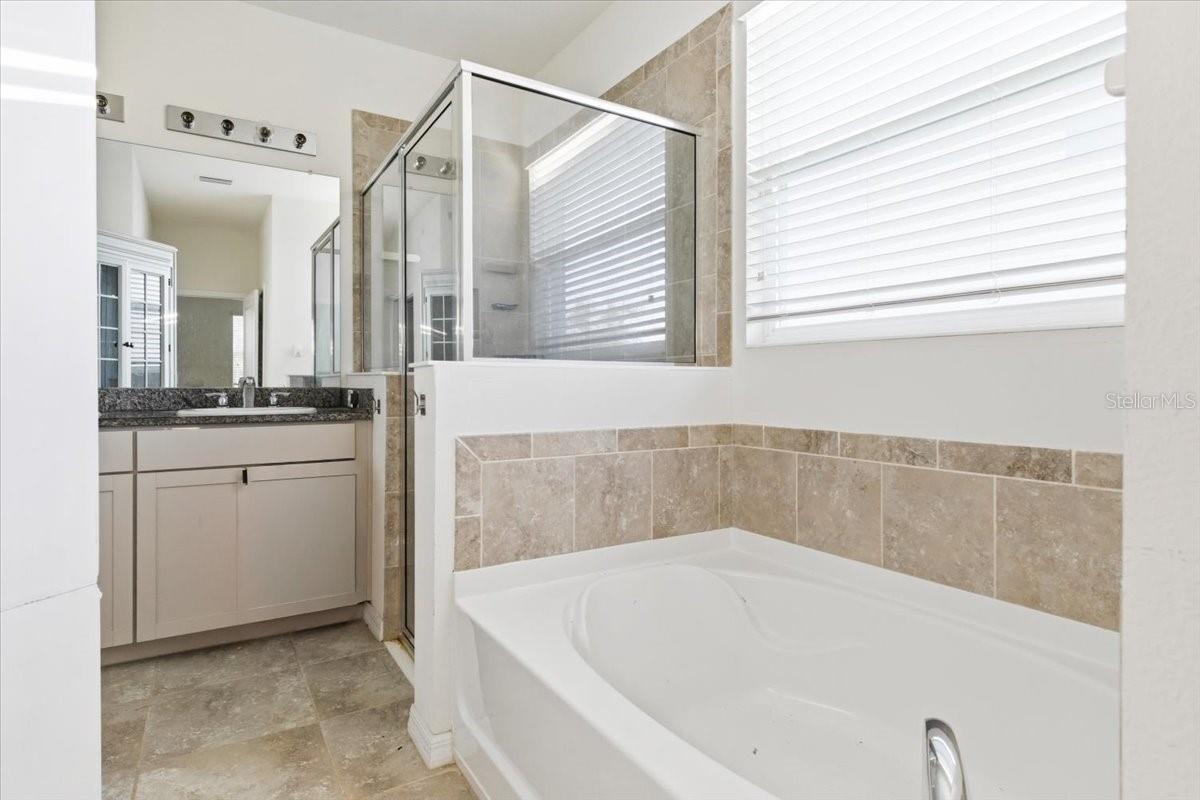 6702 DEVESTA LOOP — photo 15