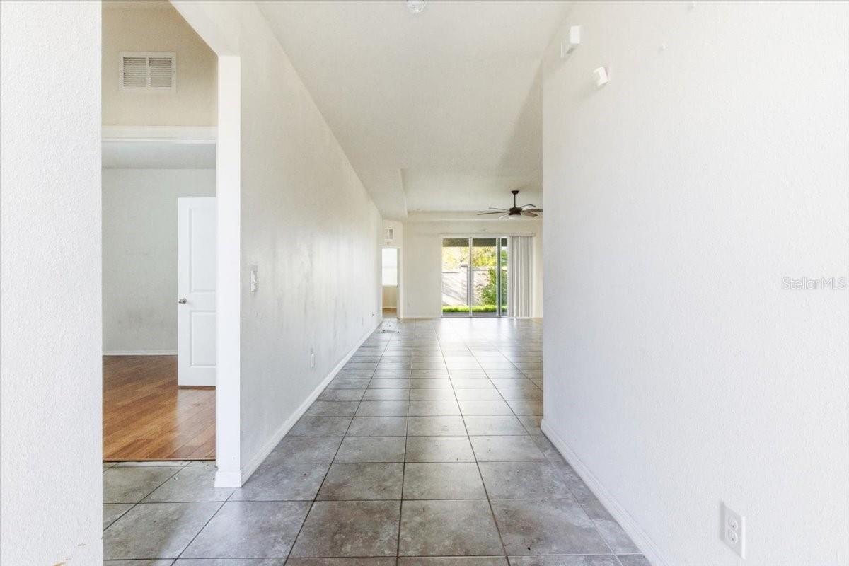 6702 DEVESTA LOOP — photo 9
