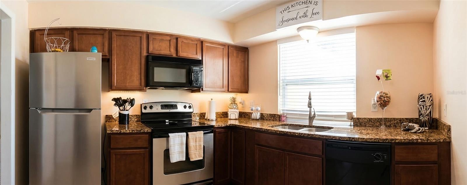 7327 ABONADO RD #7327 — photo 4