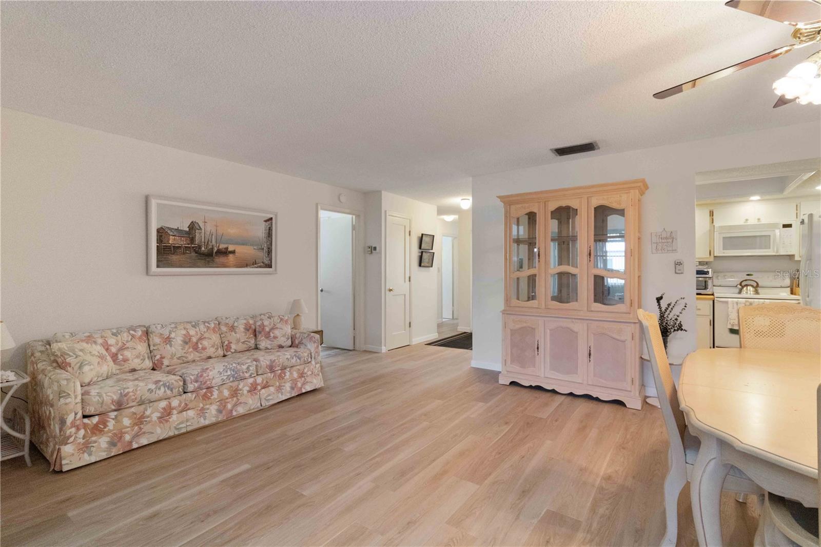 6215 GREEN VIEW CIR #74 — photo 15