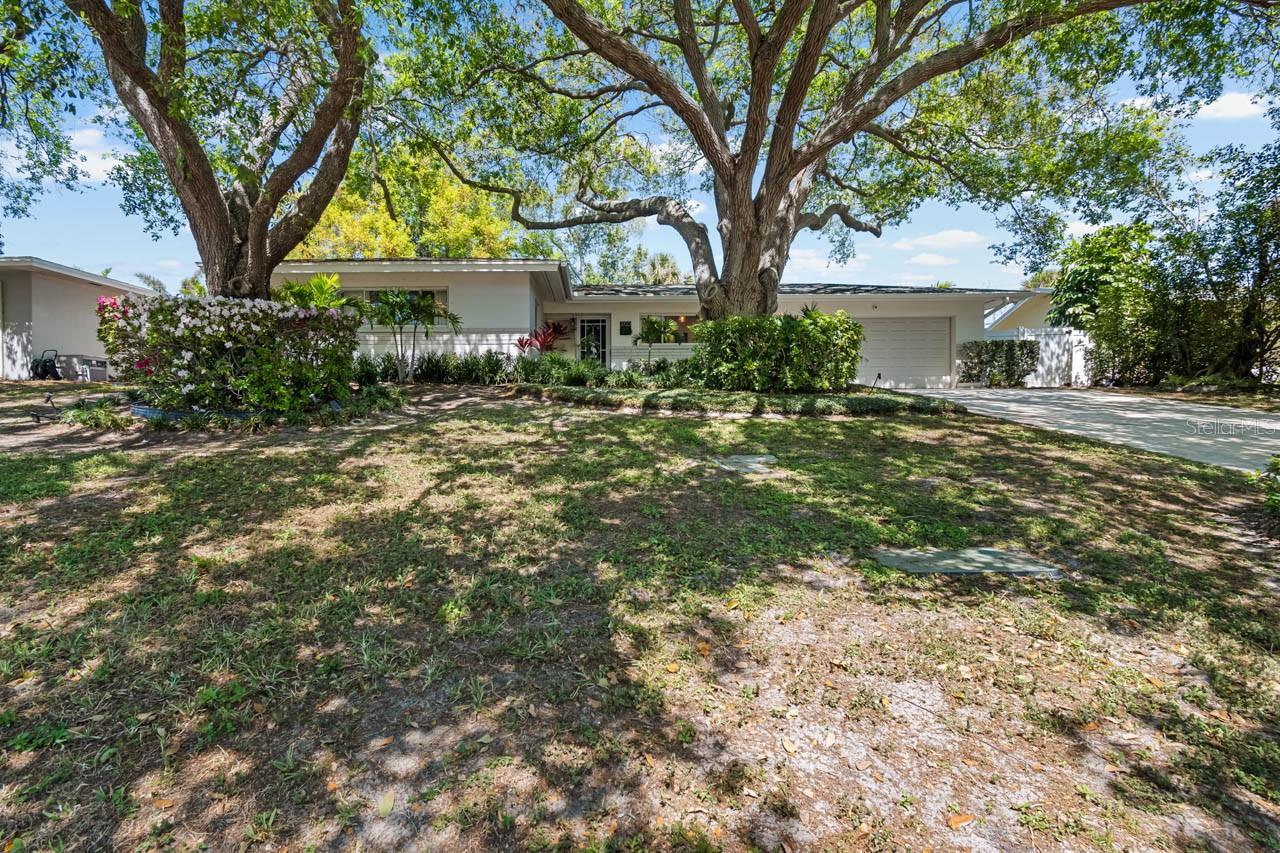 3723 ORCHARD GROVE LN — photo 43