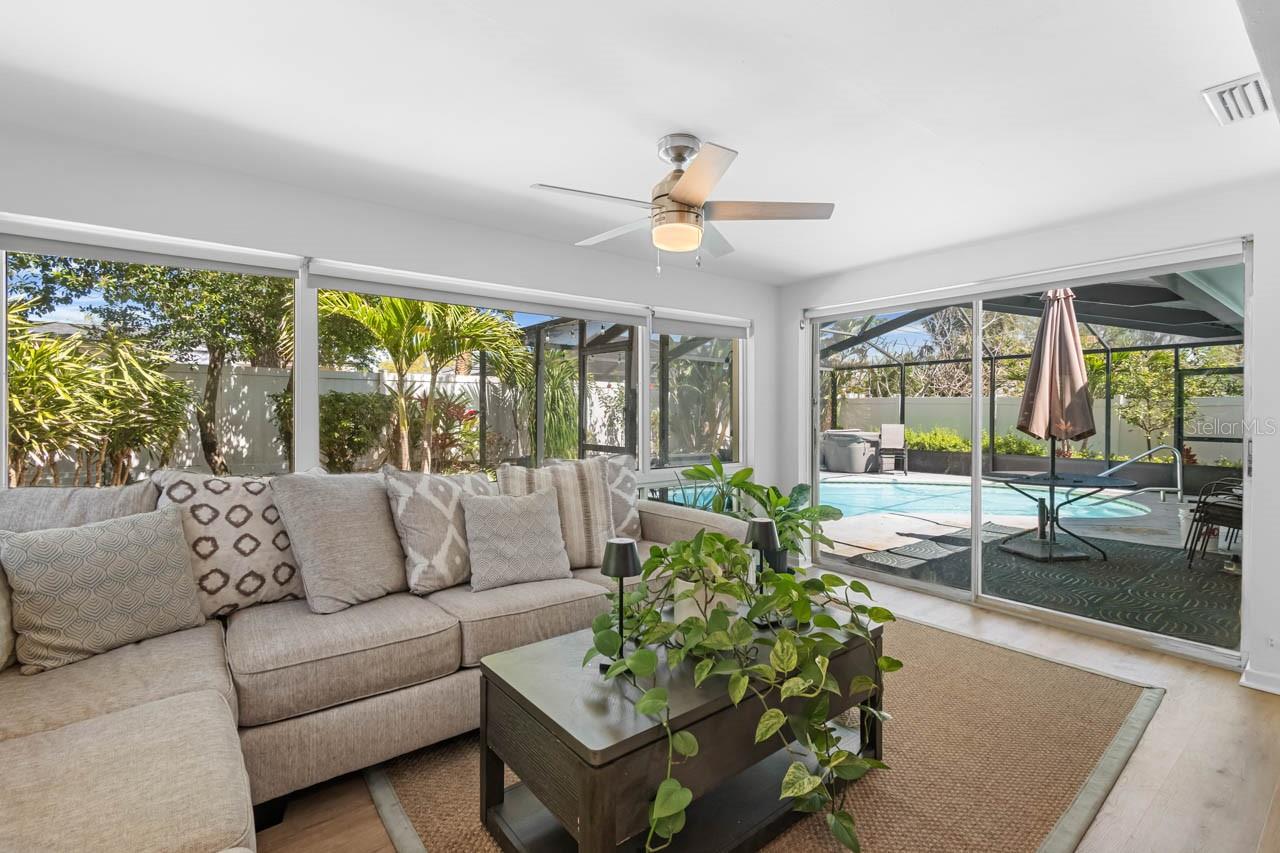3723 ORCHARD GROVE LN — photo 6