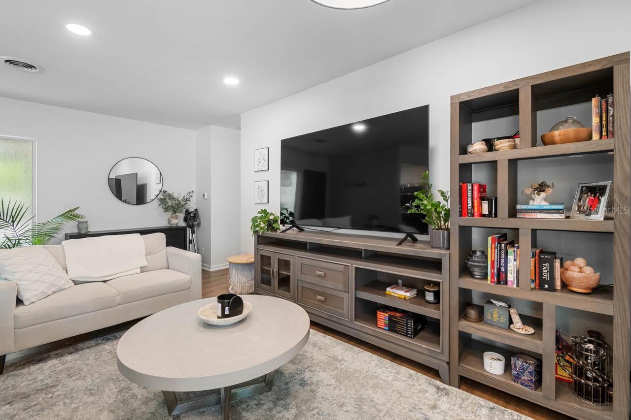 3723 ORCHARD GROVE LN — photo 9
