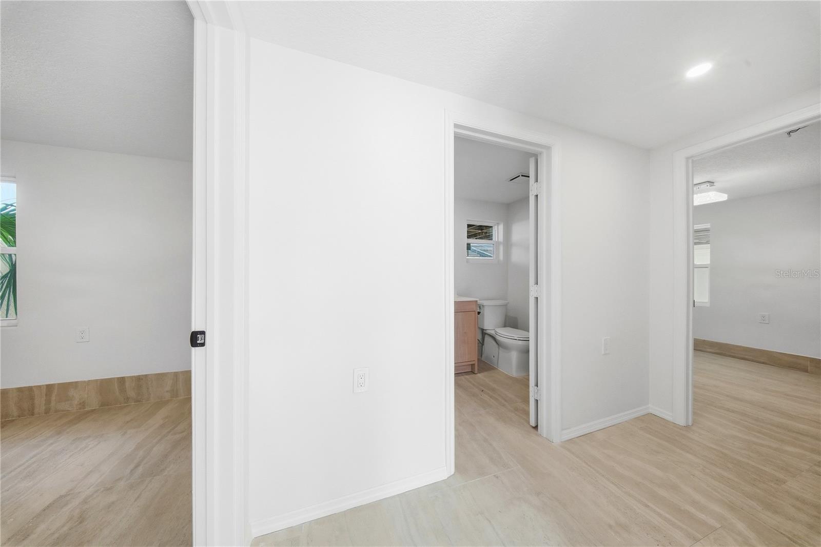 1109 CHARLES ST — photo 48