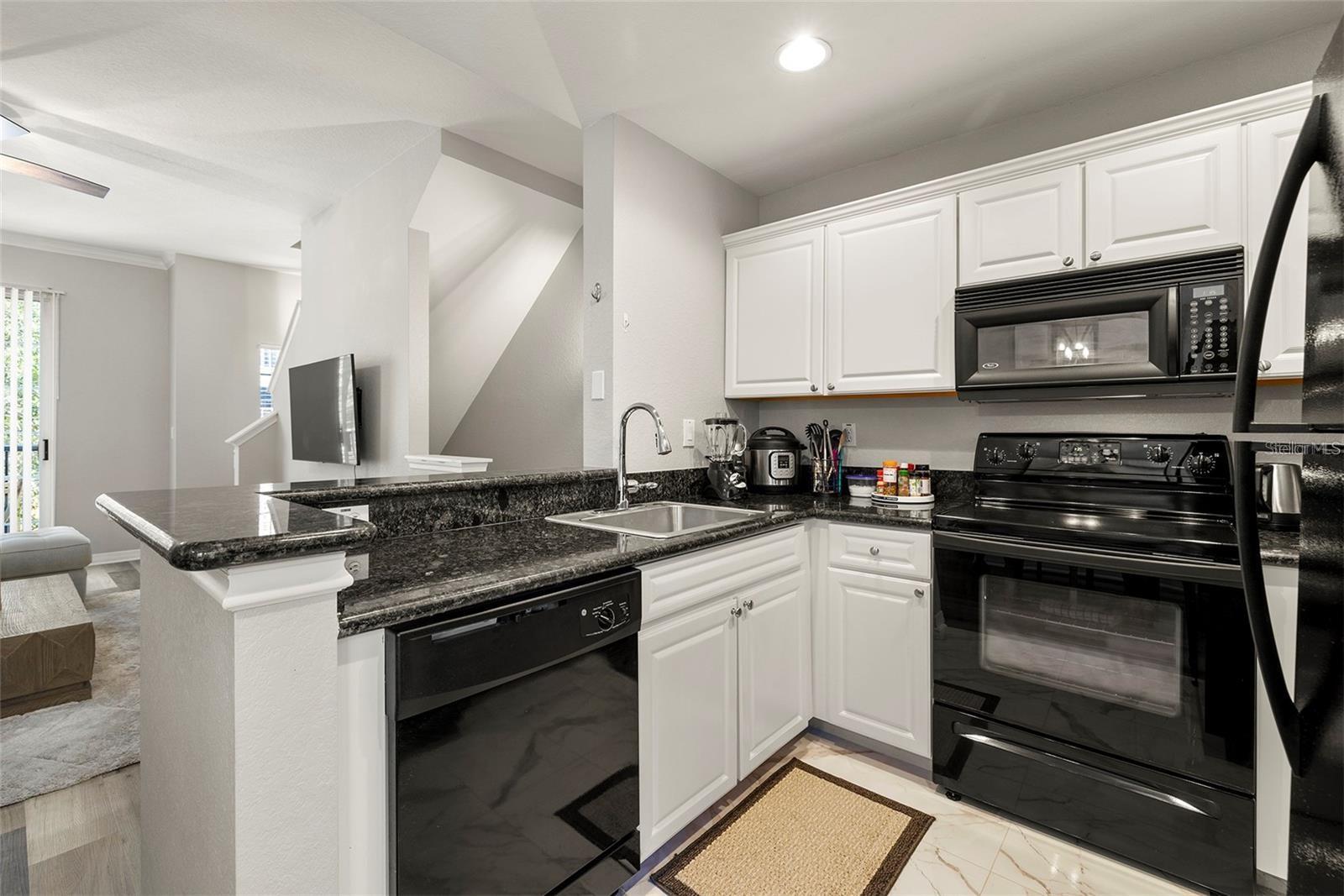 126 BEACH HAVEN LN #126 — photo 8