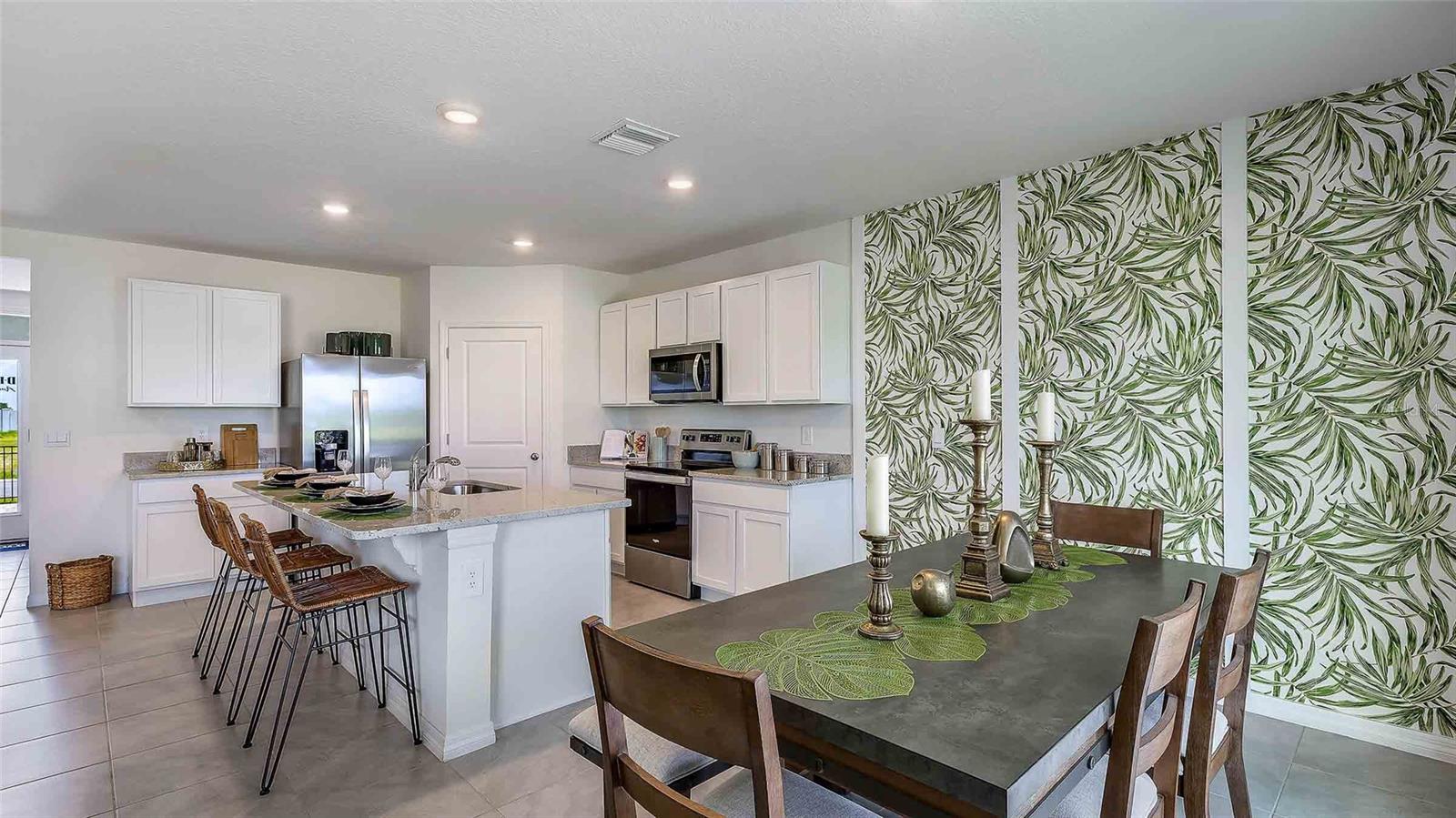 3809 SILVER STRAND TRL — photo 3