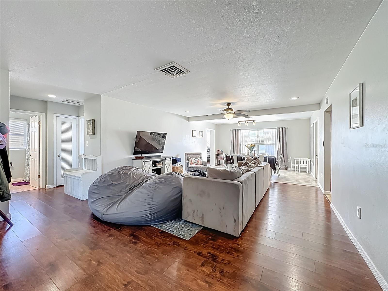 1521 BANYAN DR. — photo 6