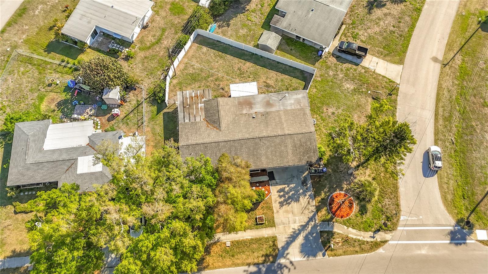 1521 BANYAN DR. — photo 52