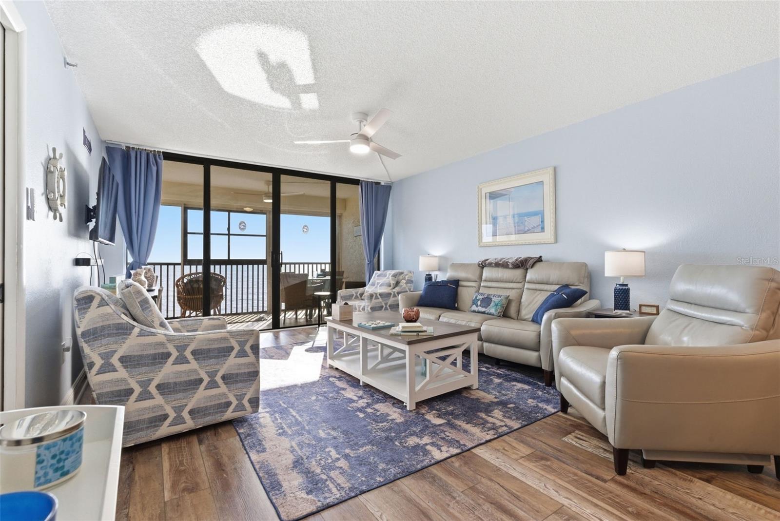 15462 GULF BLVD #406 — photo 9