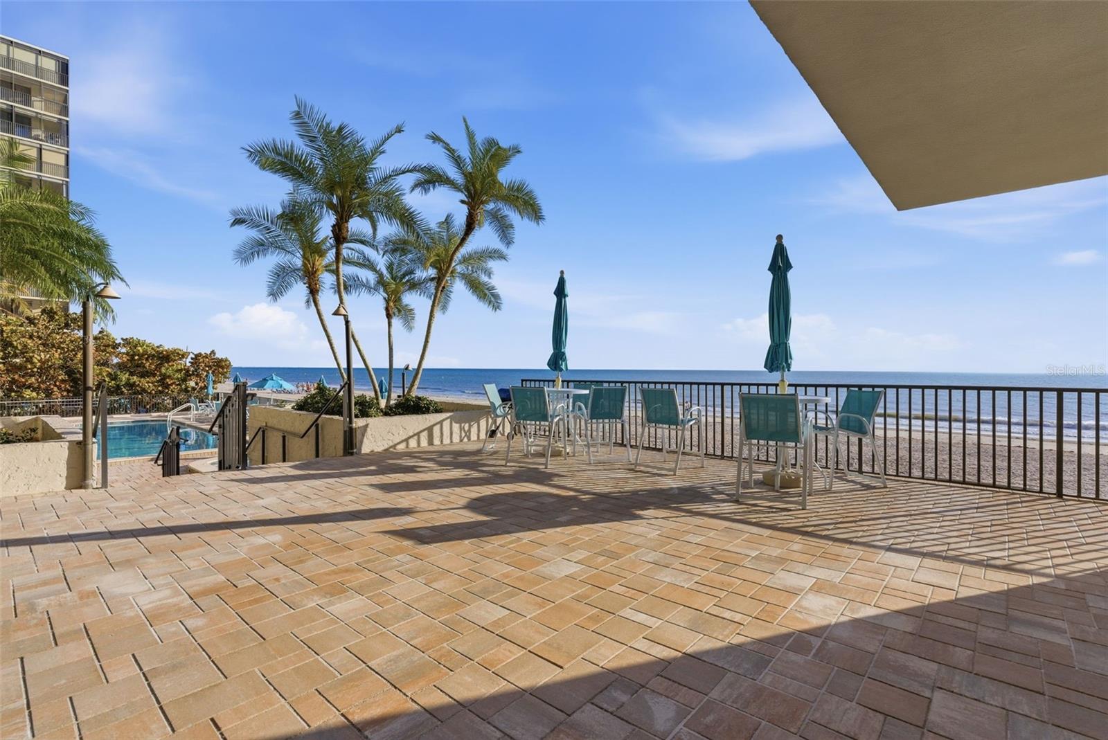 15462 GULF BLVD #406 — photo 37