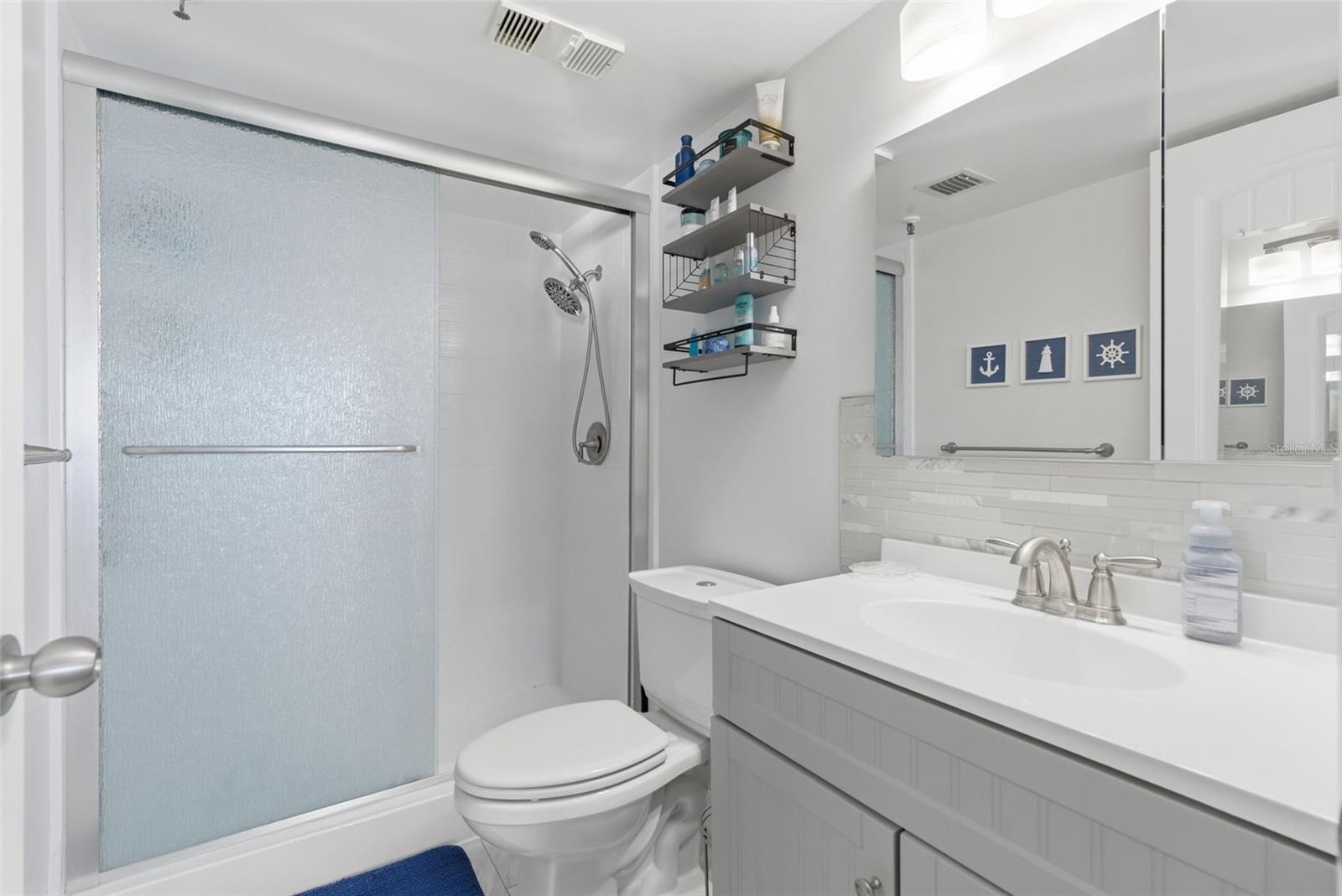 15462 GULF BLVD #406 — photo 27