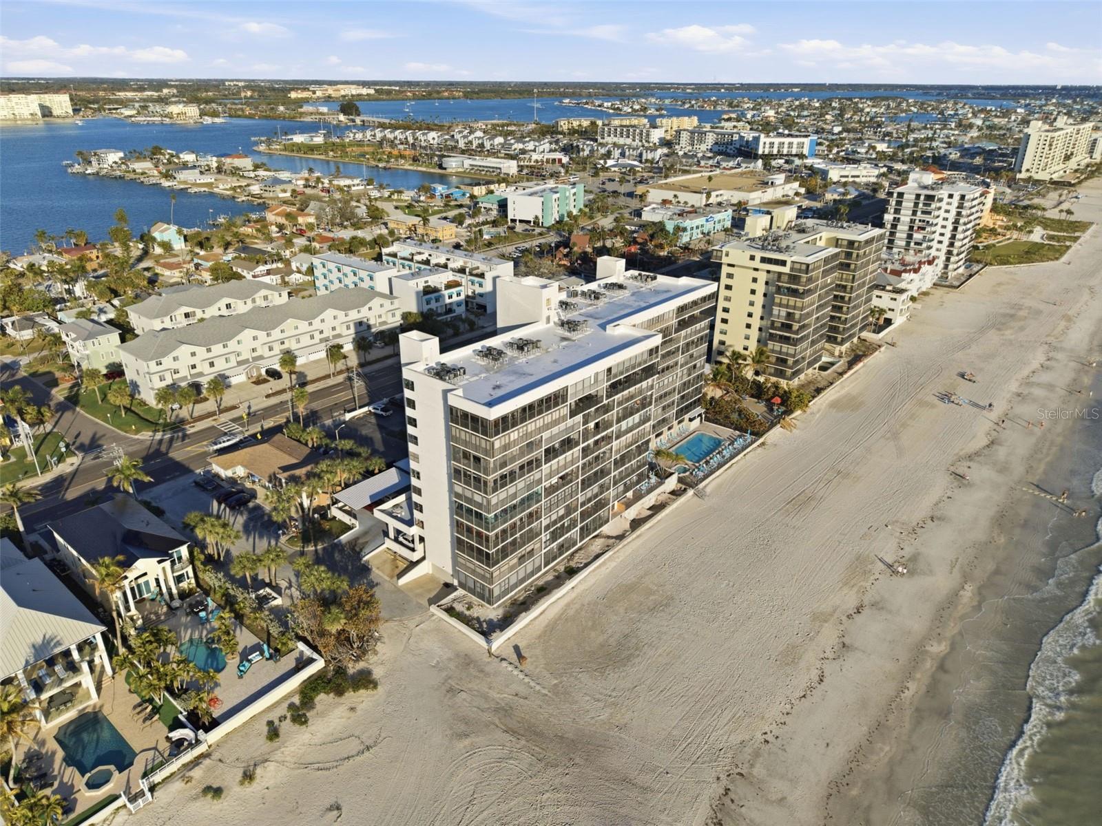 15462 GULF BLVD #406 — photo 43