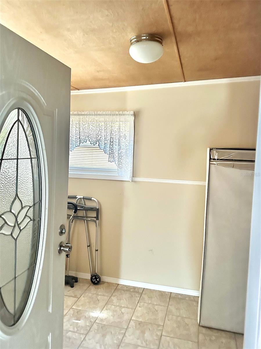8300 SEMINOLE BLVD #241 — photo 8