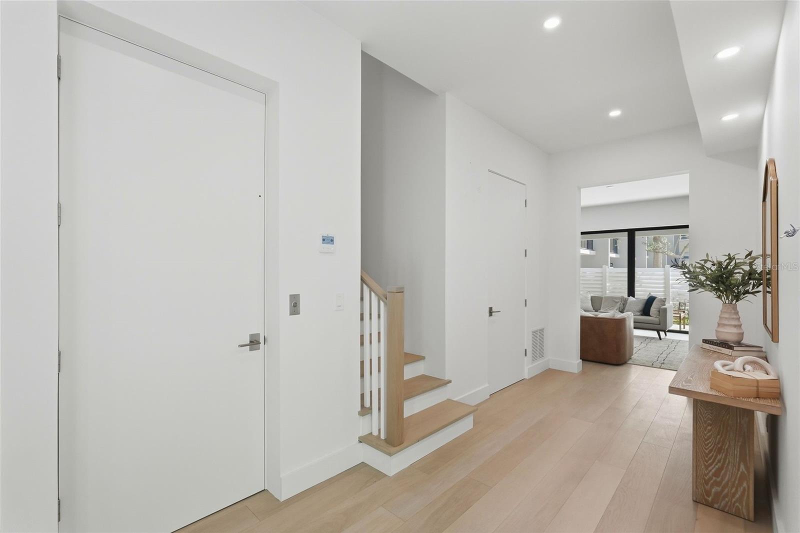 321 2ND ST N — photo 33