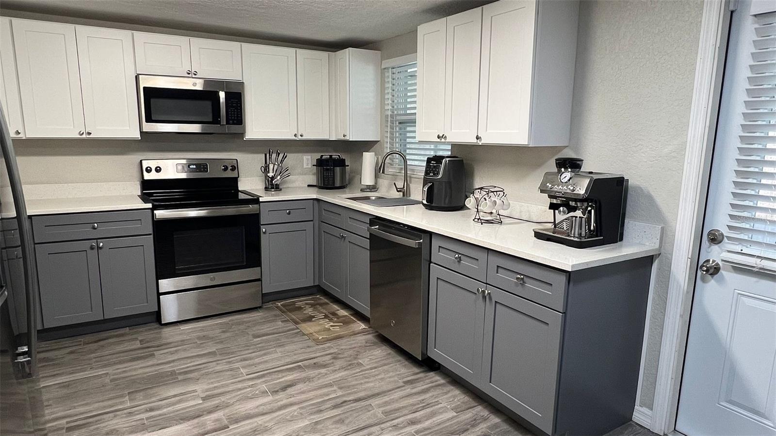 2705 GARDNER PL — photo 11