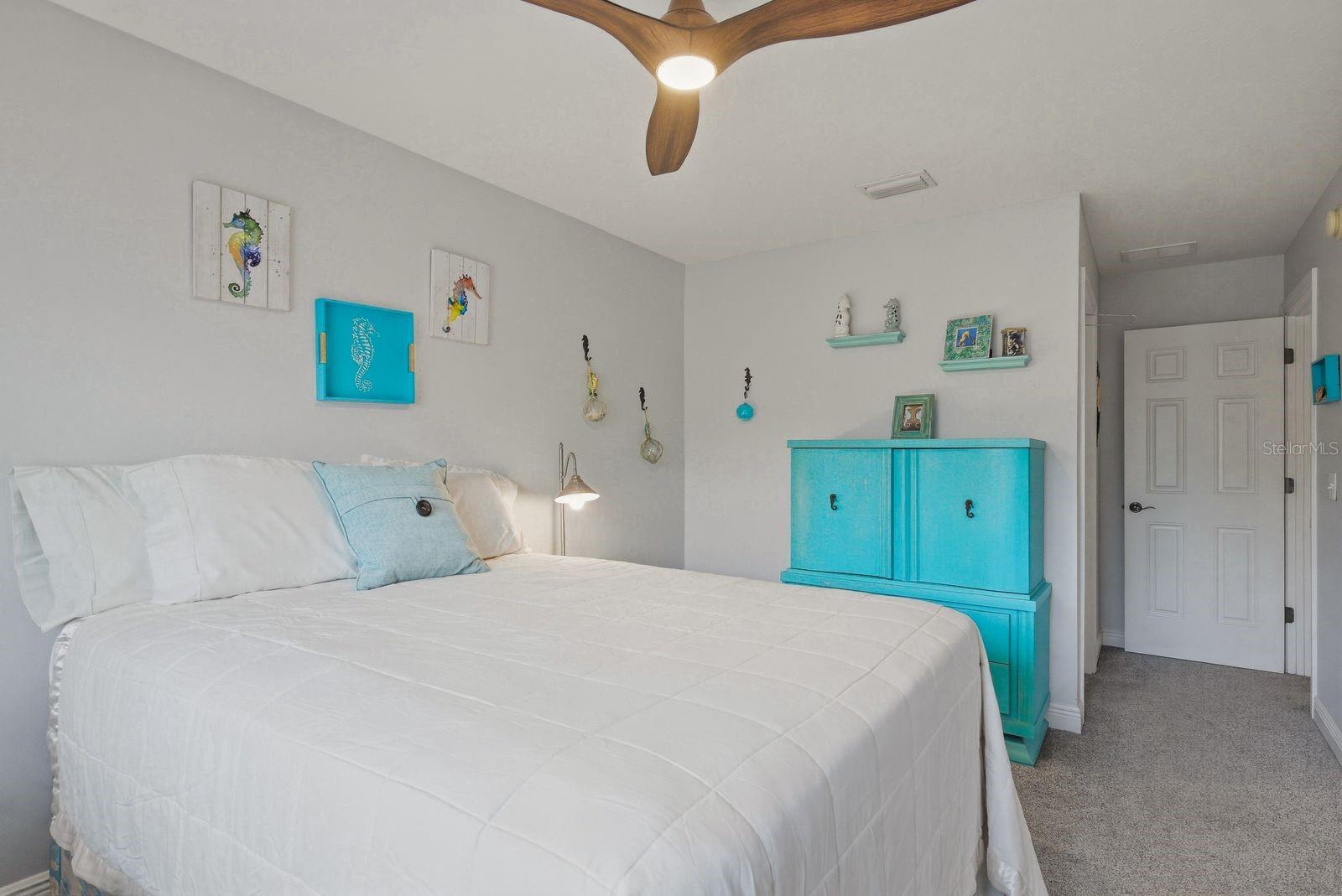 208 VALENCIA CIR — photo 30
