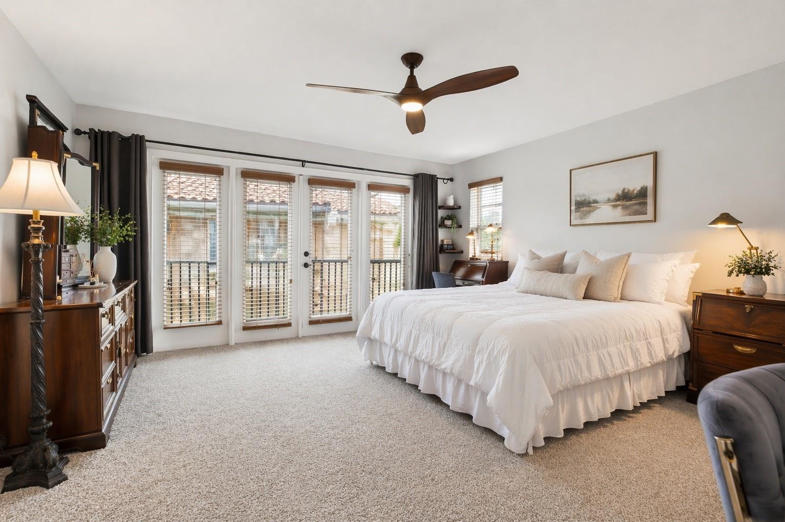 208 VALENCIA CIR — photo 4