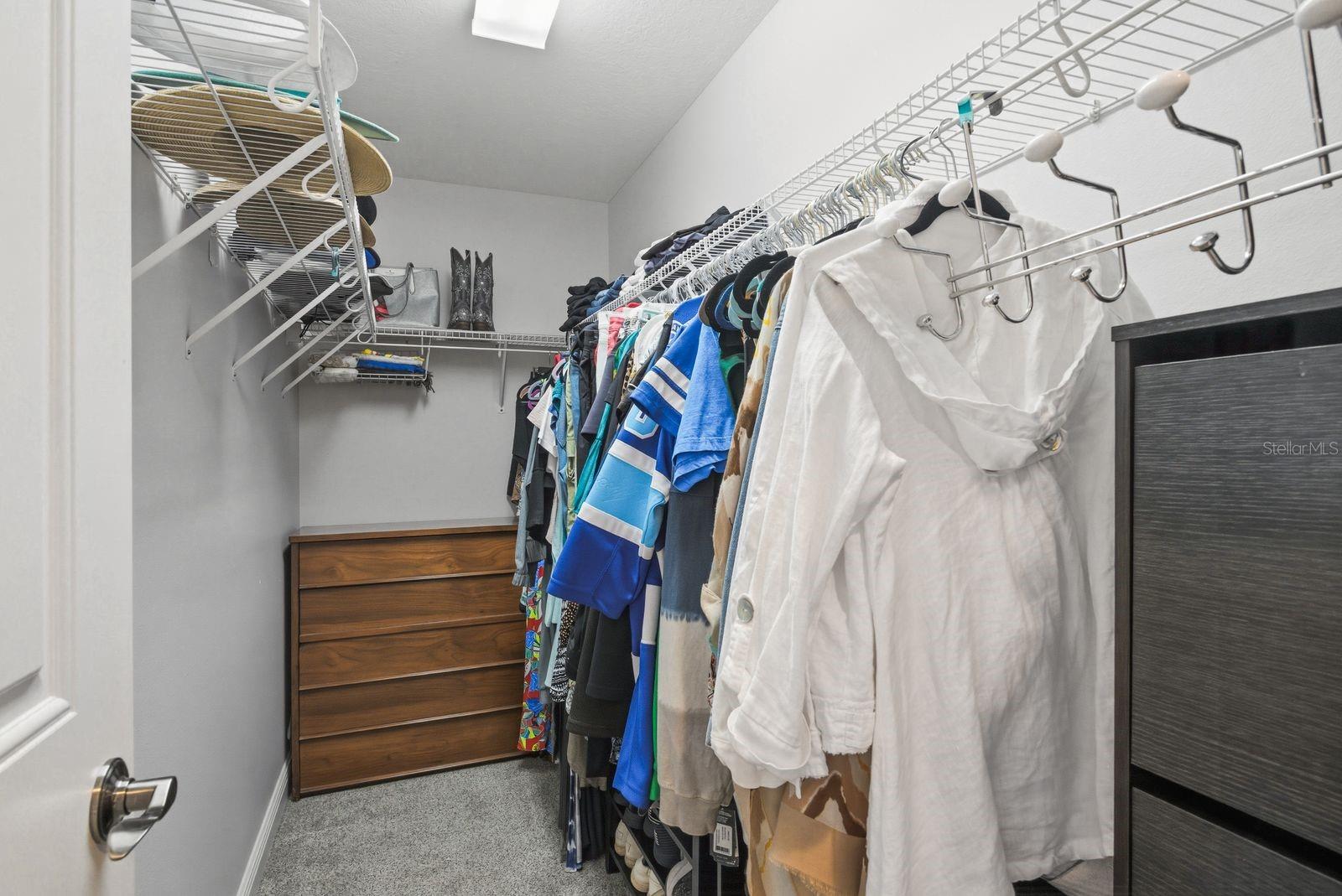 208 VALENCIA CIR — photo 29