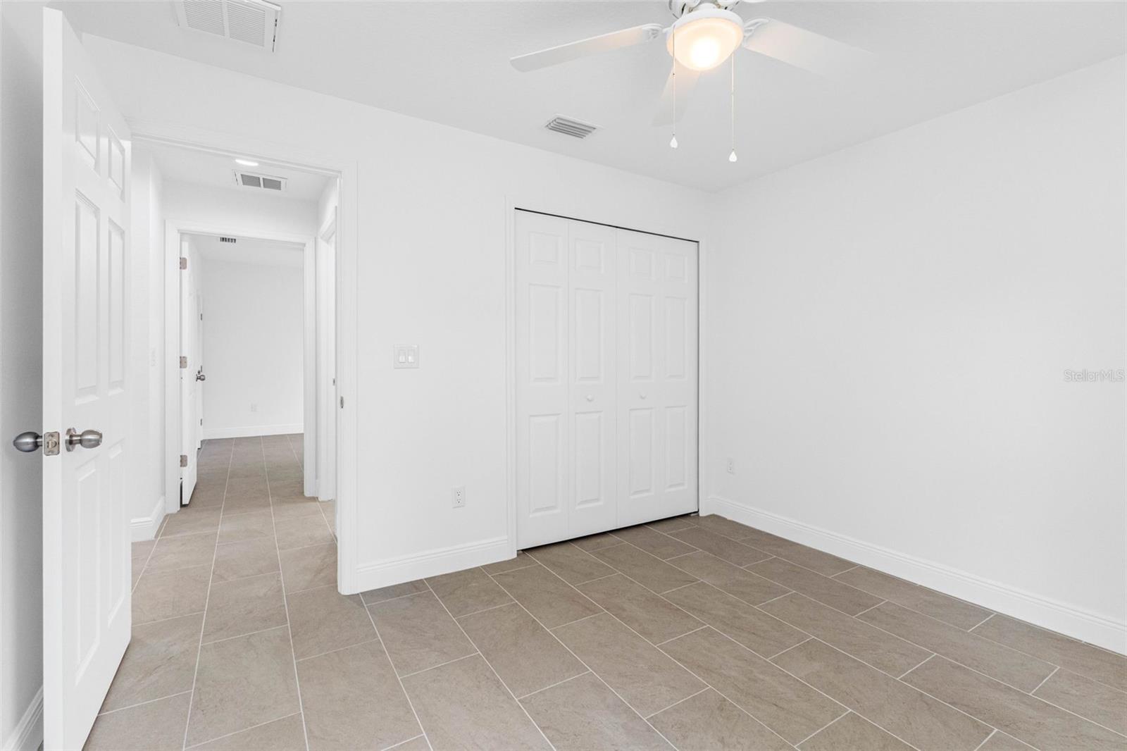 2405 E 23RD AVE — photo 28