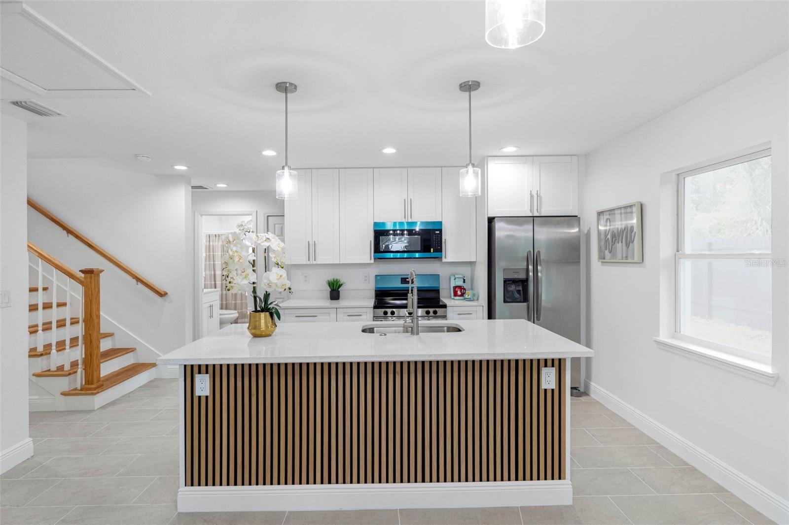 2405 E 23RD AVE — photo 22