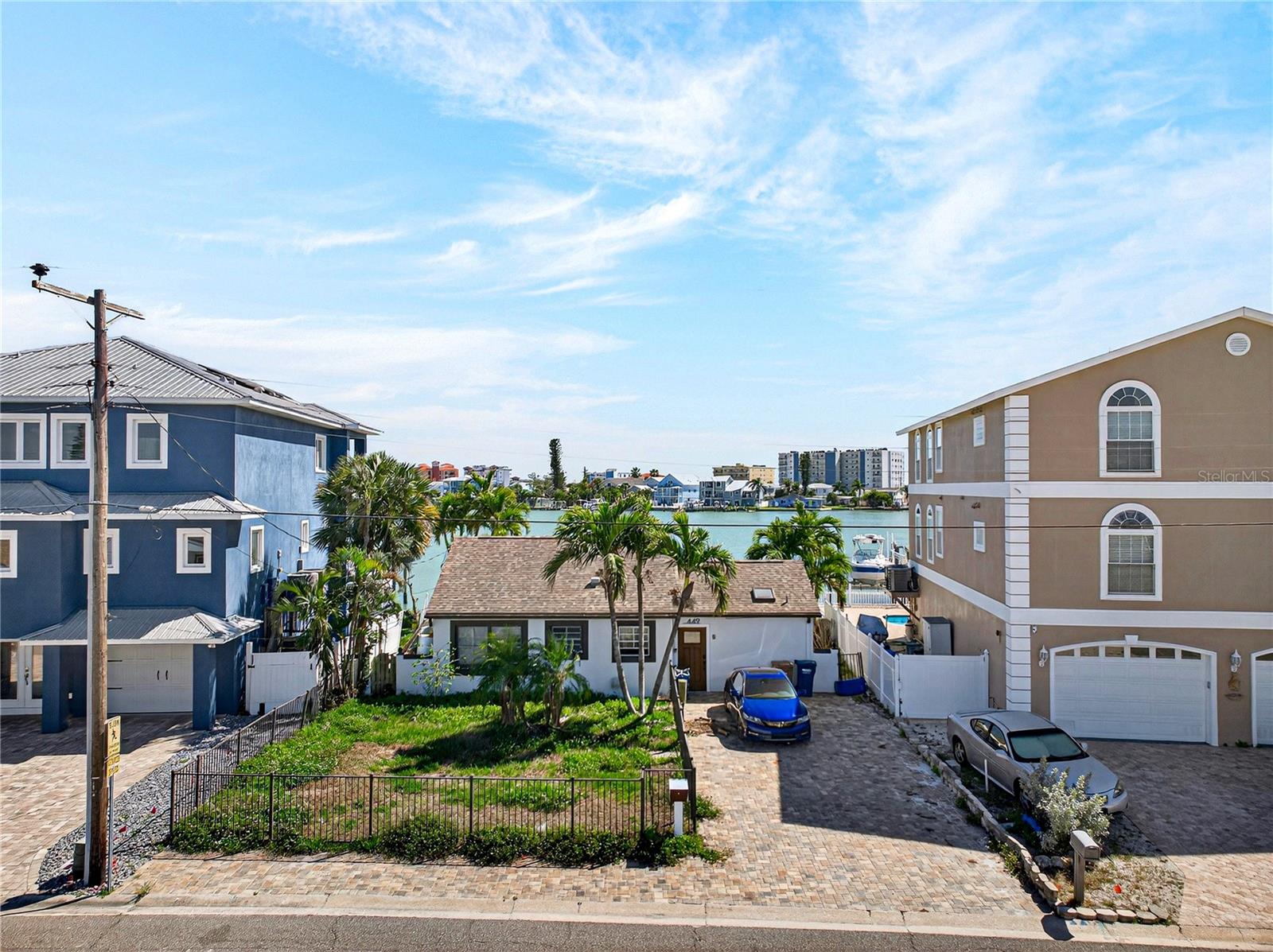 449 S BAYSHORE DR — photo 5