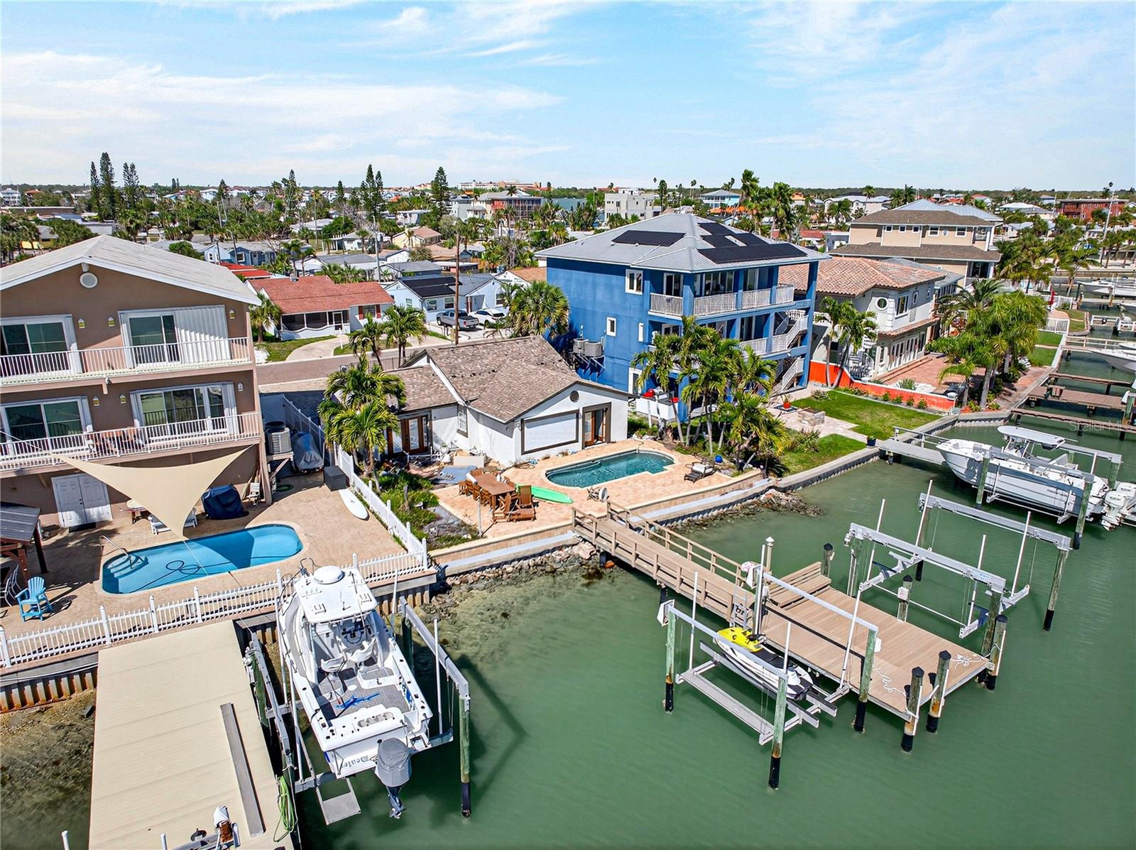 449 S BAYSHORE DR — photo 8