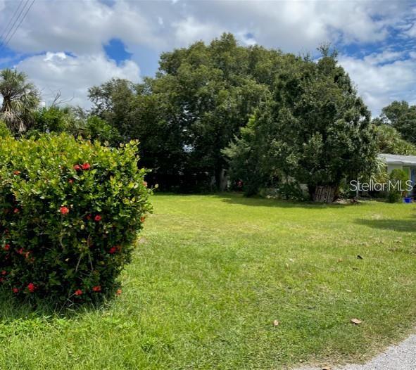 6721 10TH AVENUE TER S — photo 2