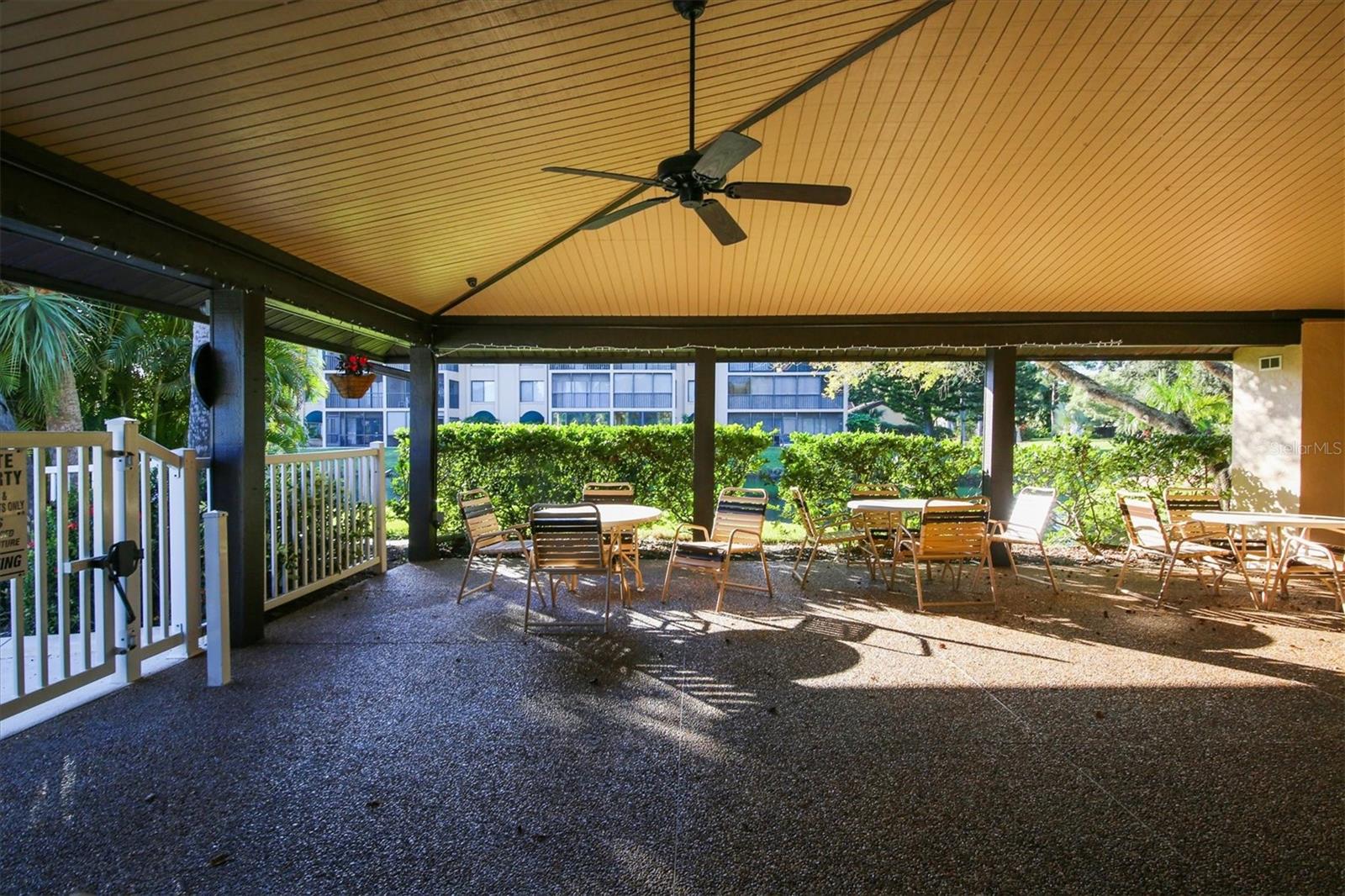 5669 ASHTON LAKE DR #1 — photo 36