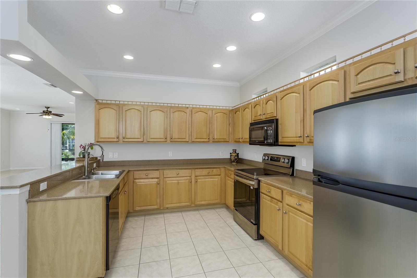 8415 TAROCCO CT — photo 14