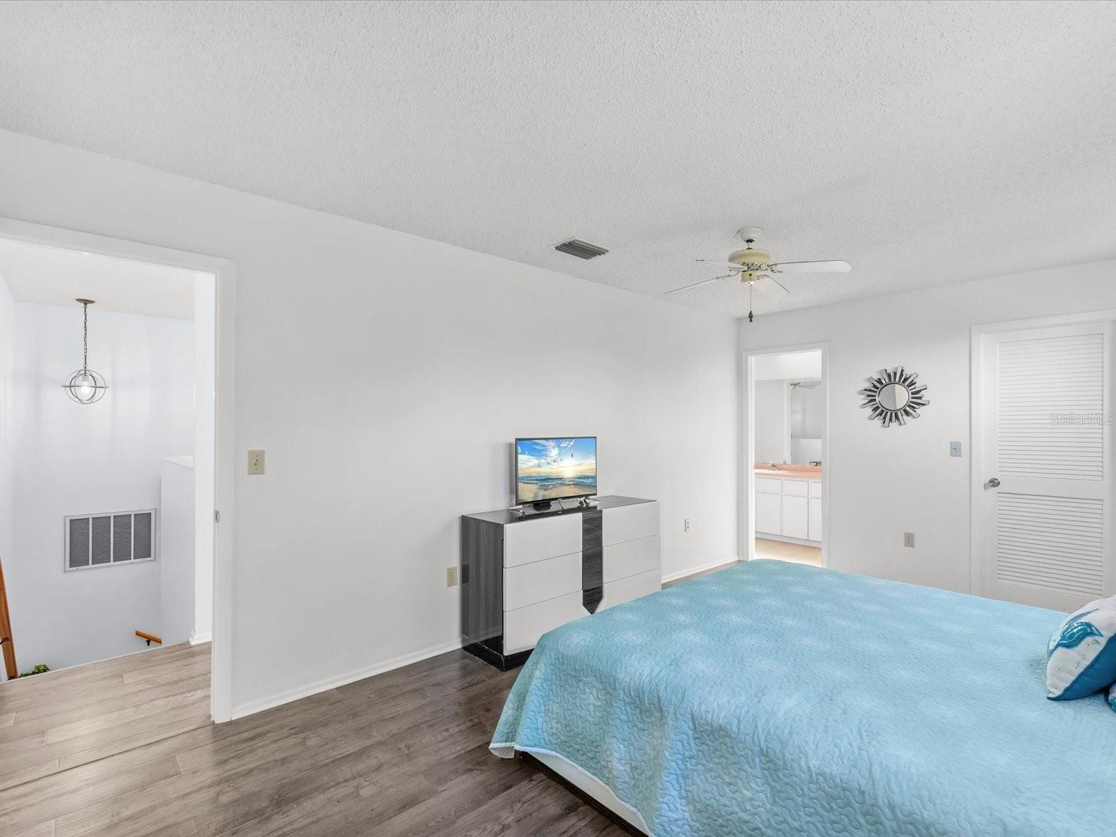 4505 GLEN HOLLOW — photo 27