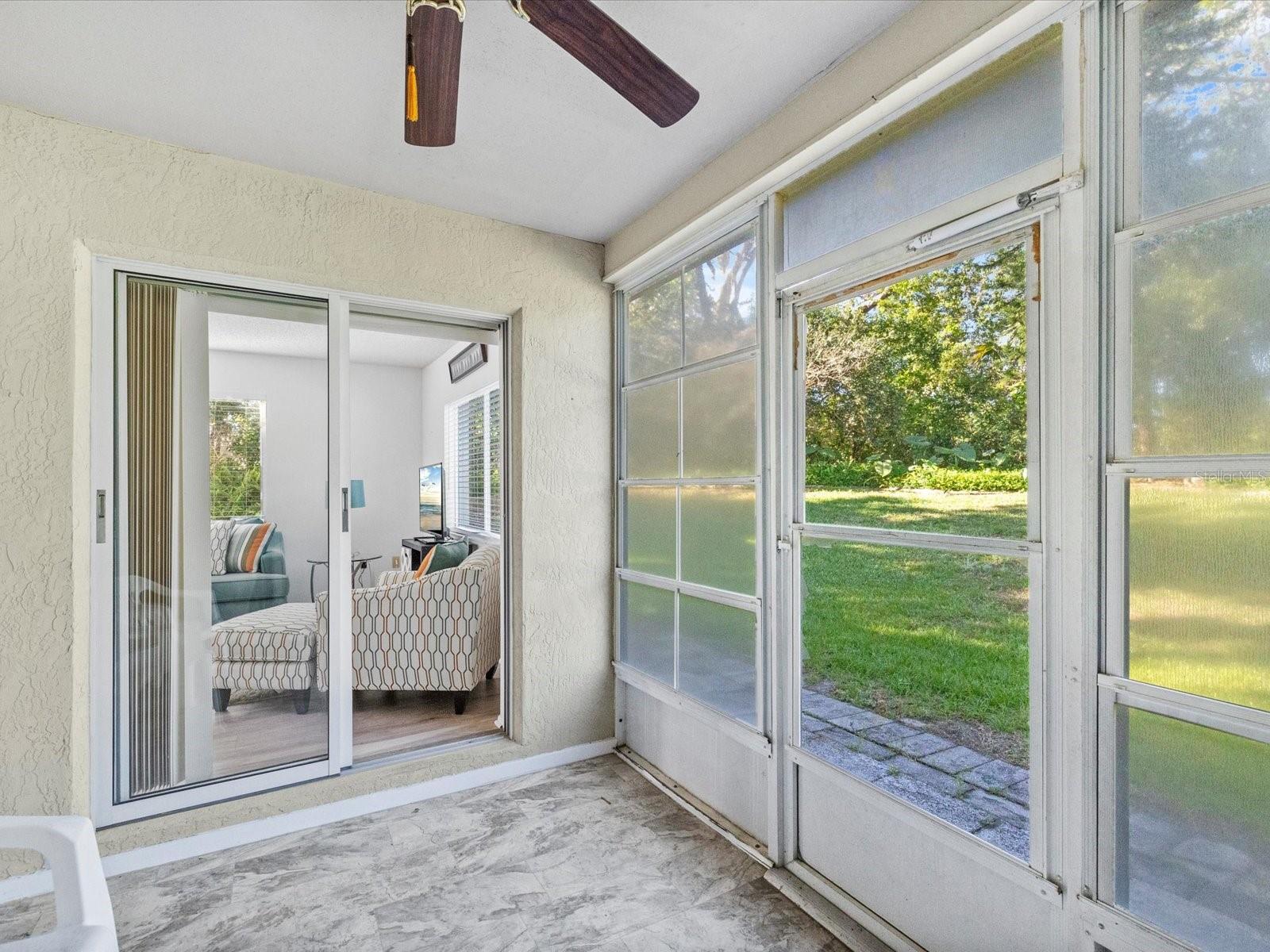 4505 GLEN HOLLOW — photo 18
