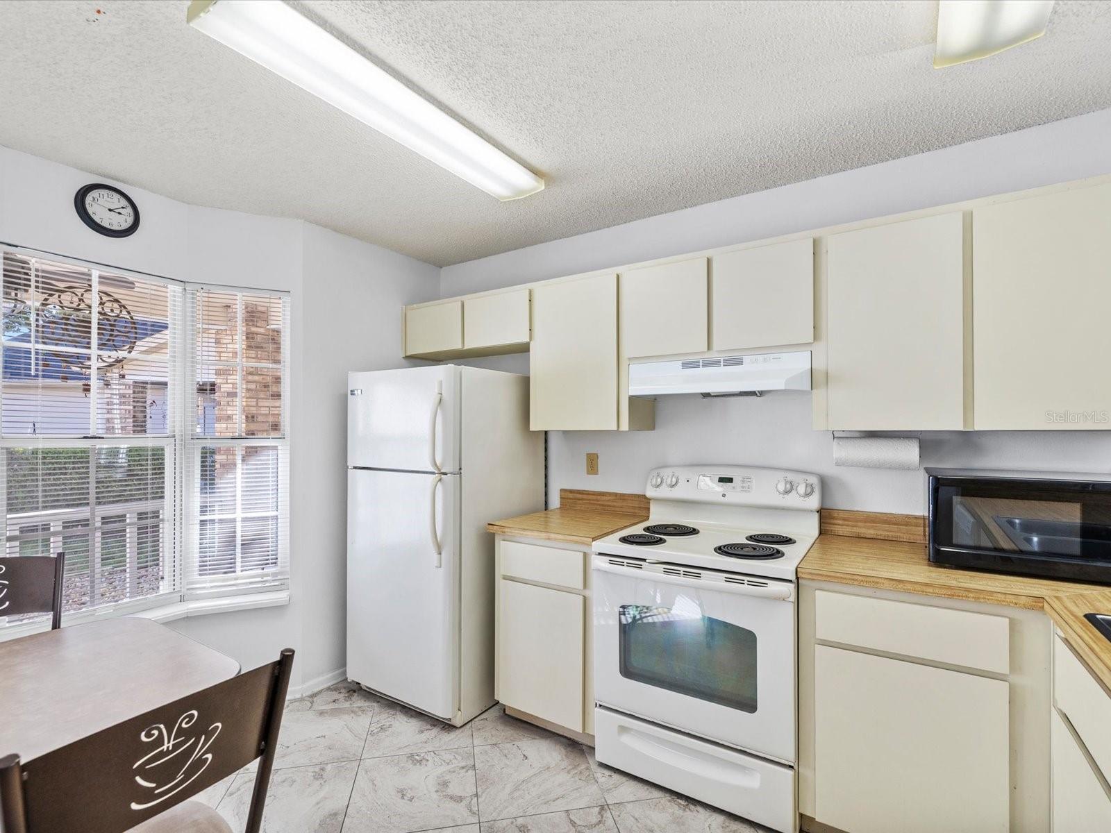4505 GLEN HOLLOW — photo 13