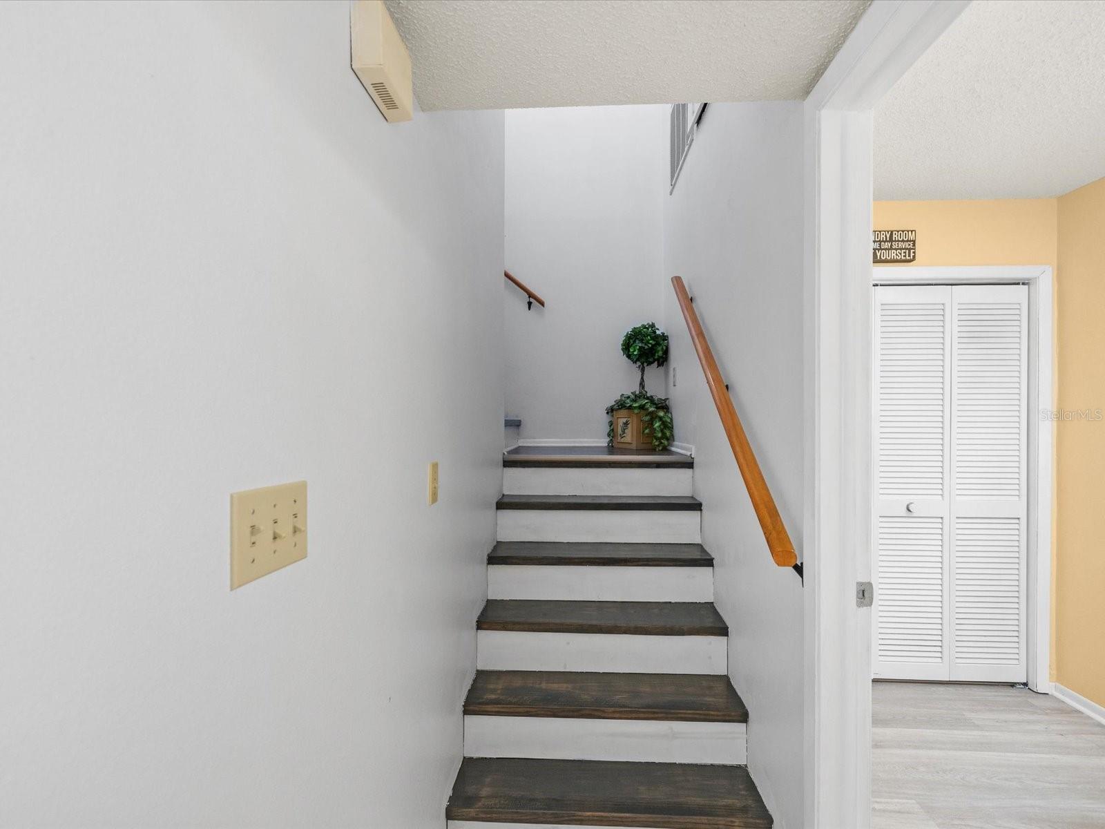 4505 GLEN HOLLOW — photo 24