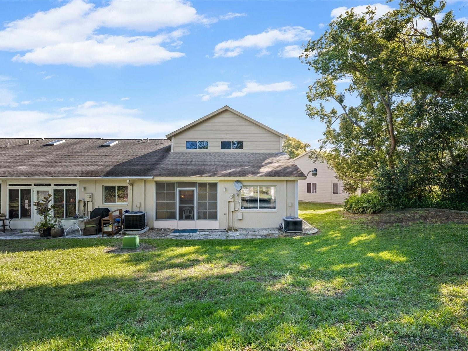 4505 GLEN HOLLOW — photo 38