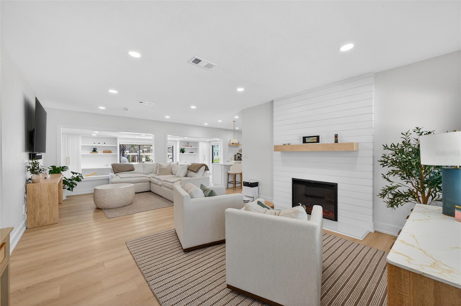 1866 VENETIAN POINT DR — photo 17
