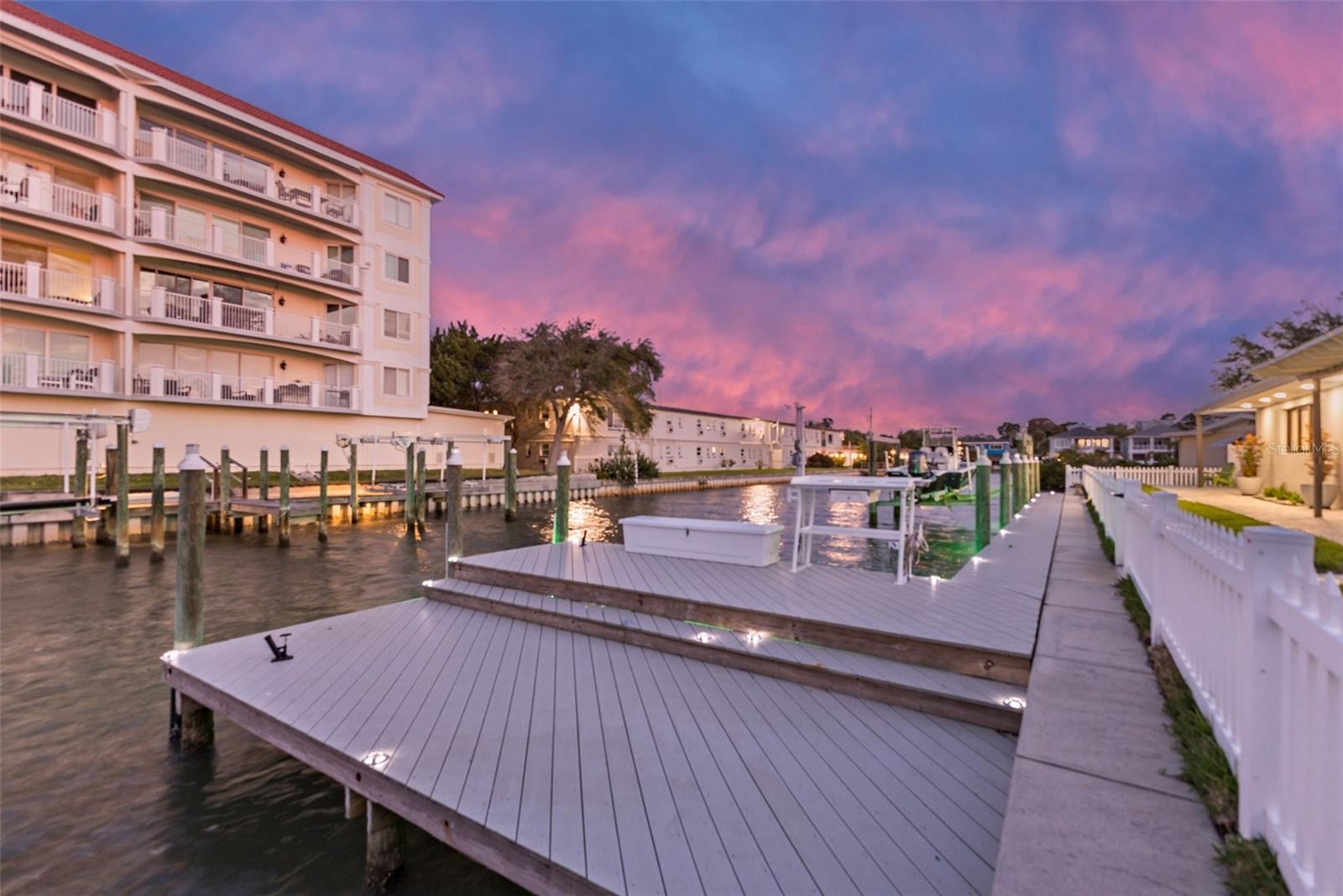 1866 VENETIAN POINT DR — photo 47