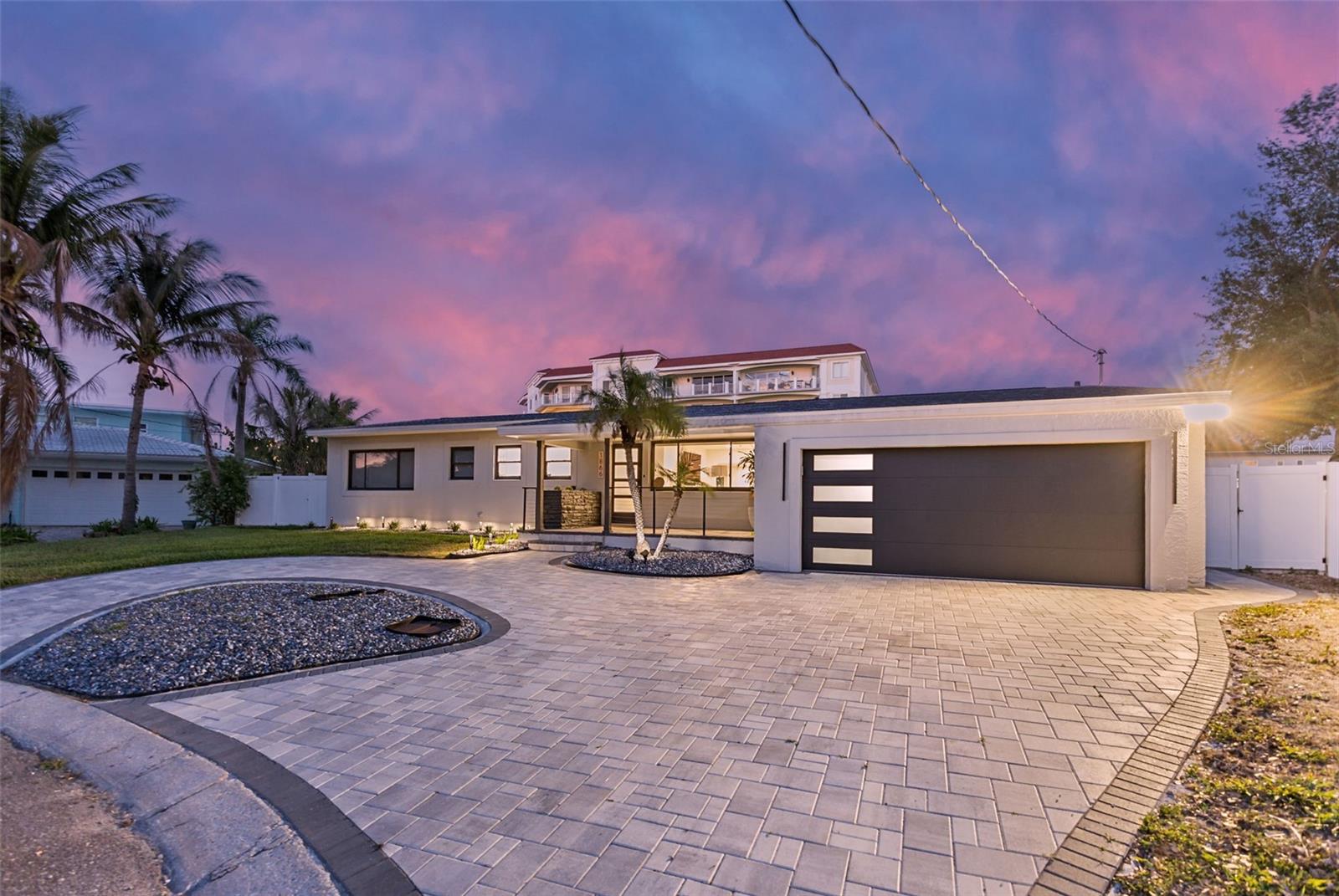 1866 VENETIAN POINT DR — photo 2