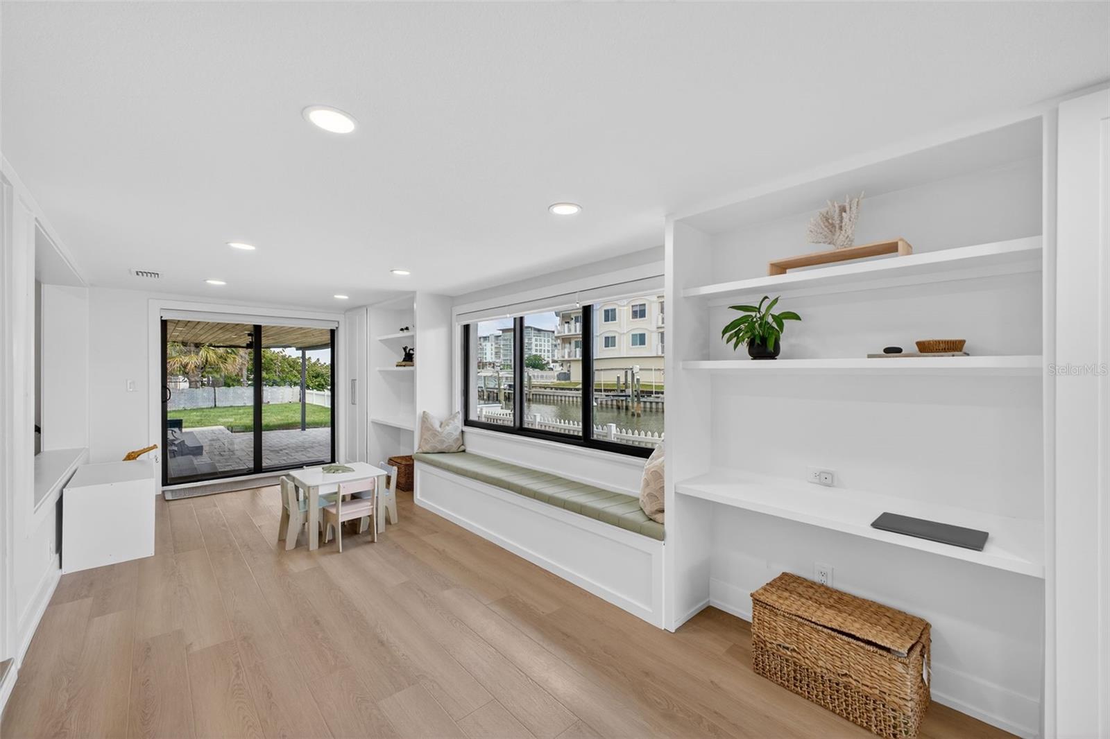1866 VENETIAN POINT DR — photo 10