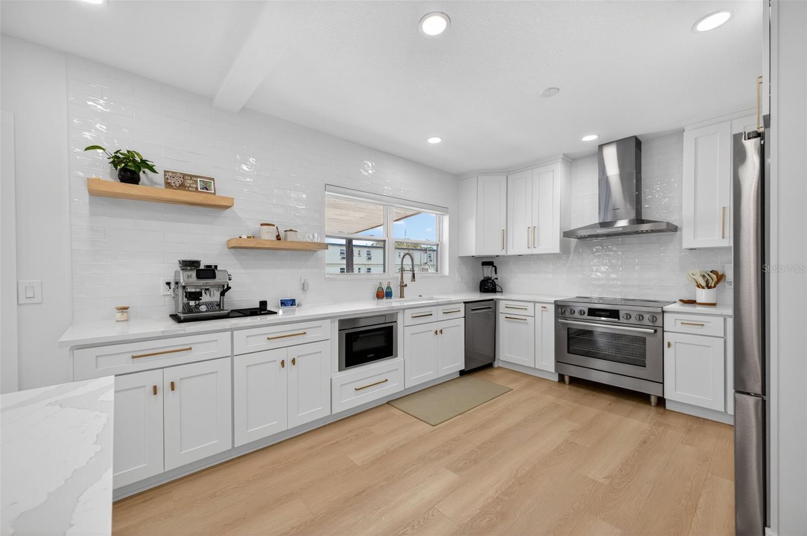 1866 VENETIAN POINT DR — photo 12