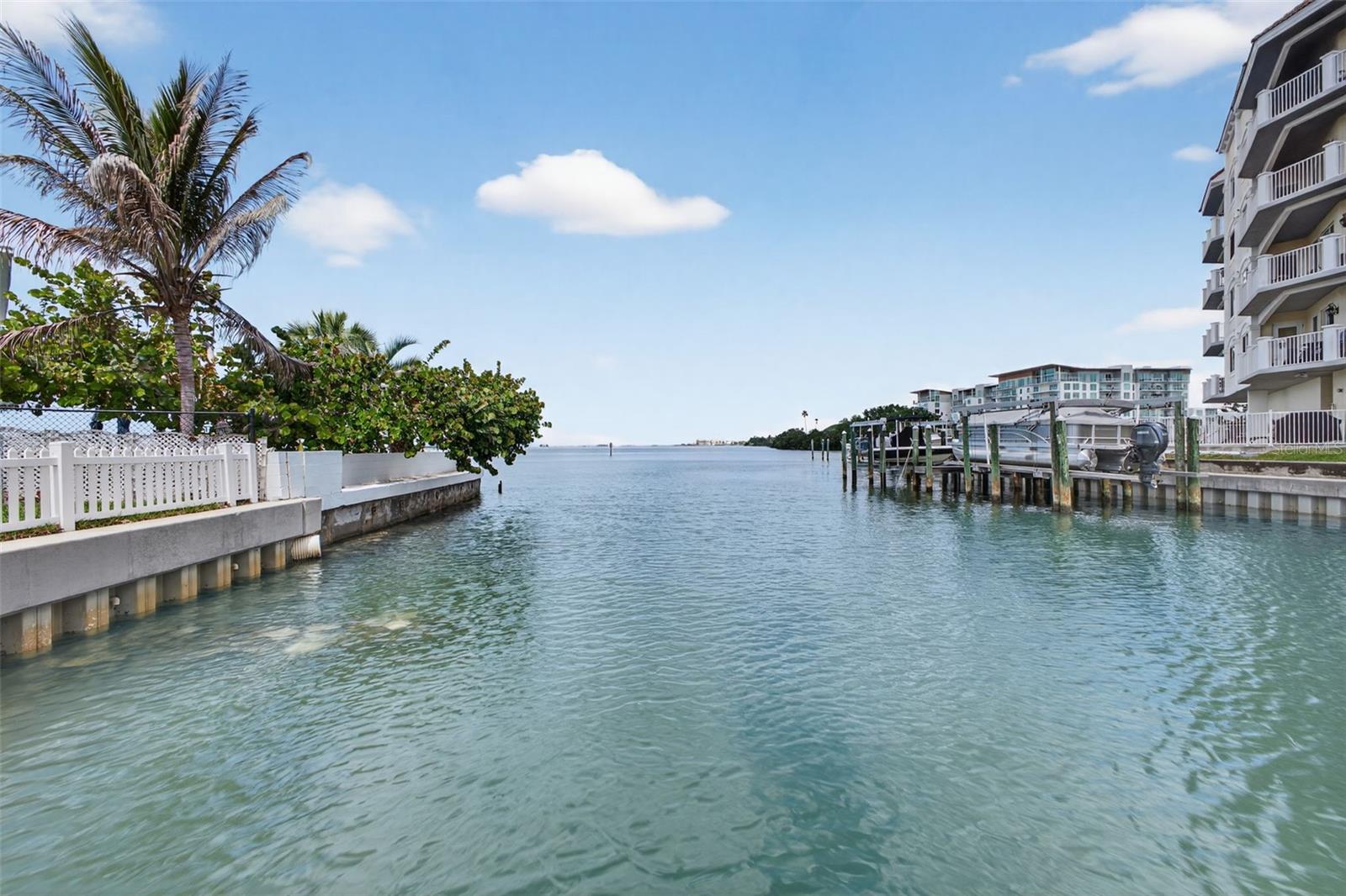 1866 VENETIAN POINT DR — photo 36