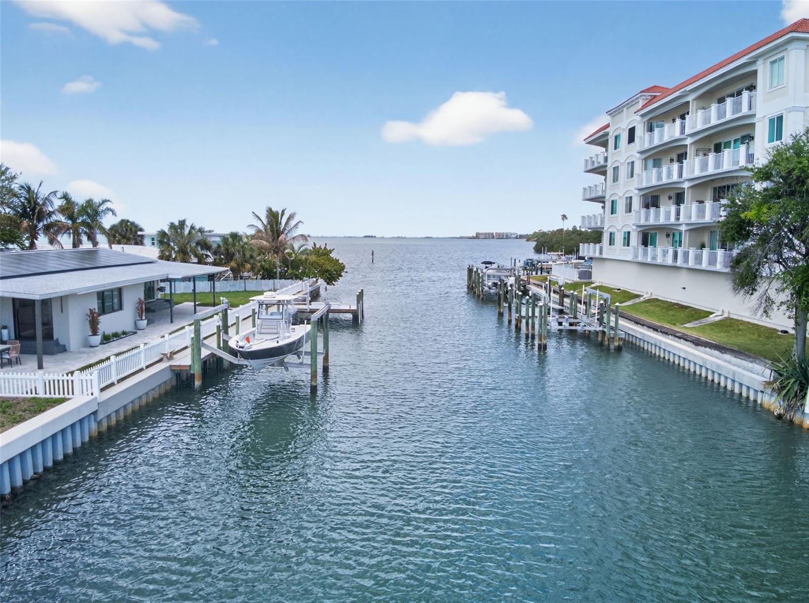 1866 VENETIAN POINT DR — photo 35