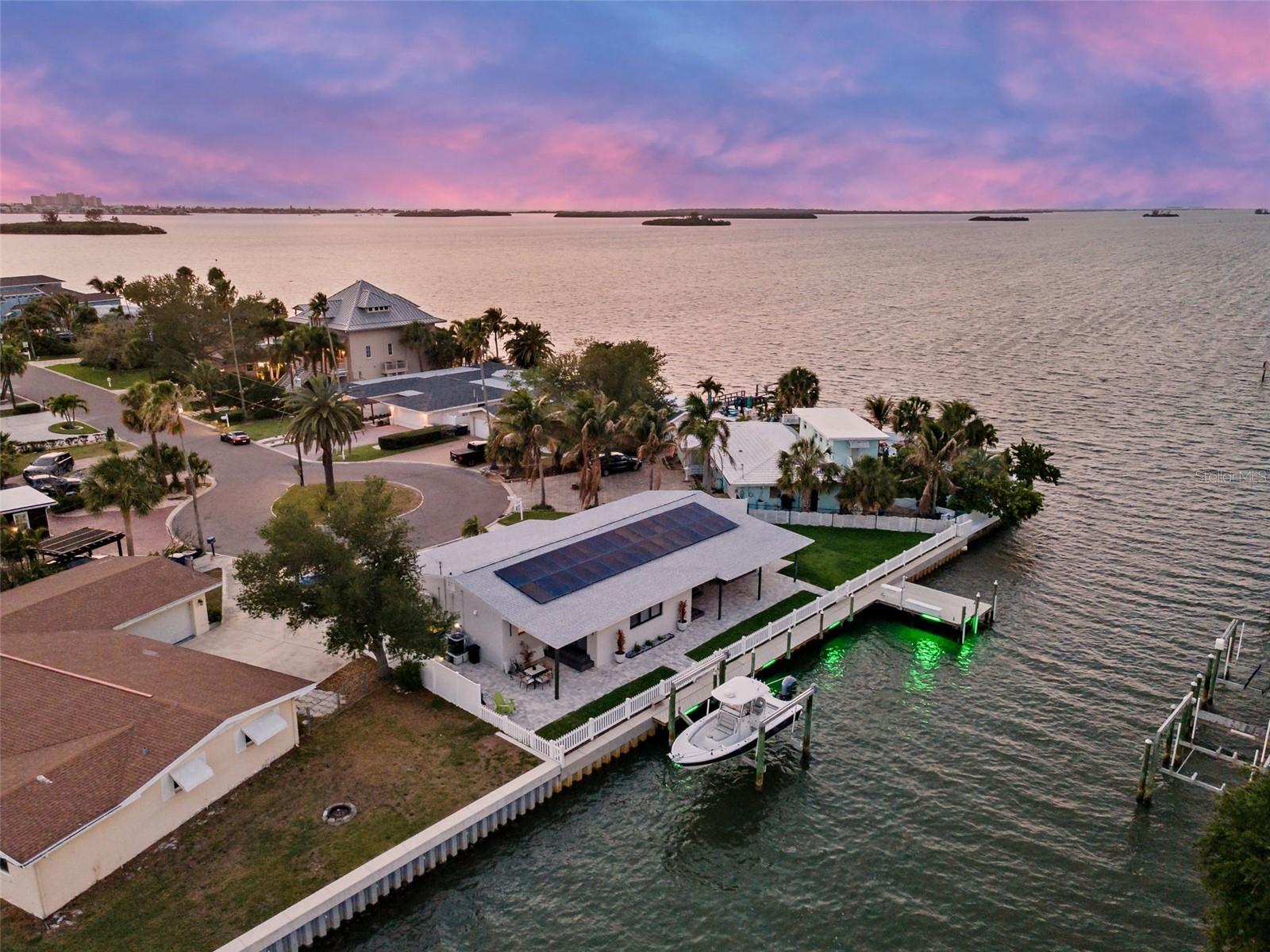 1866 VENETIAN POINT DR — photo 43