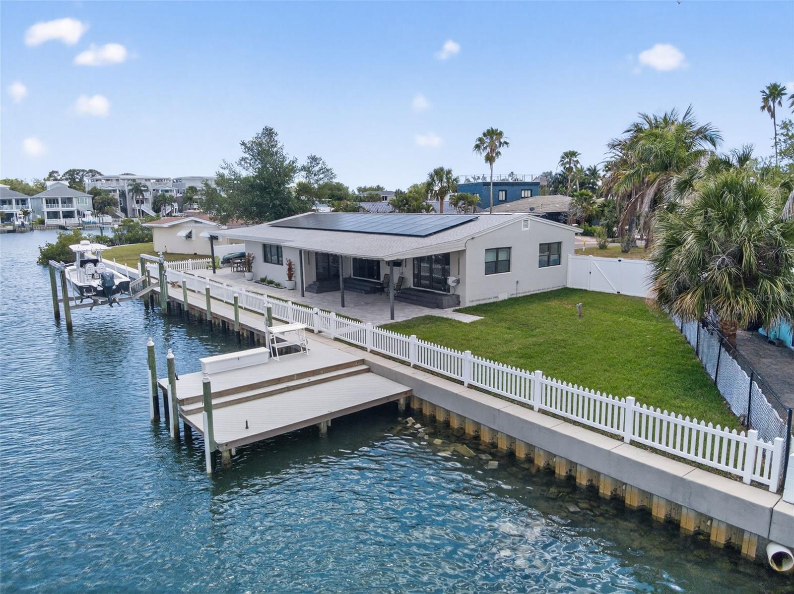 1866 VENETIAN POINT DR — photo 34