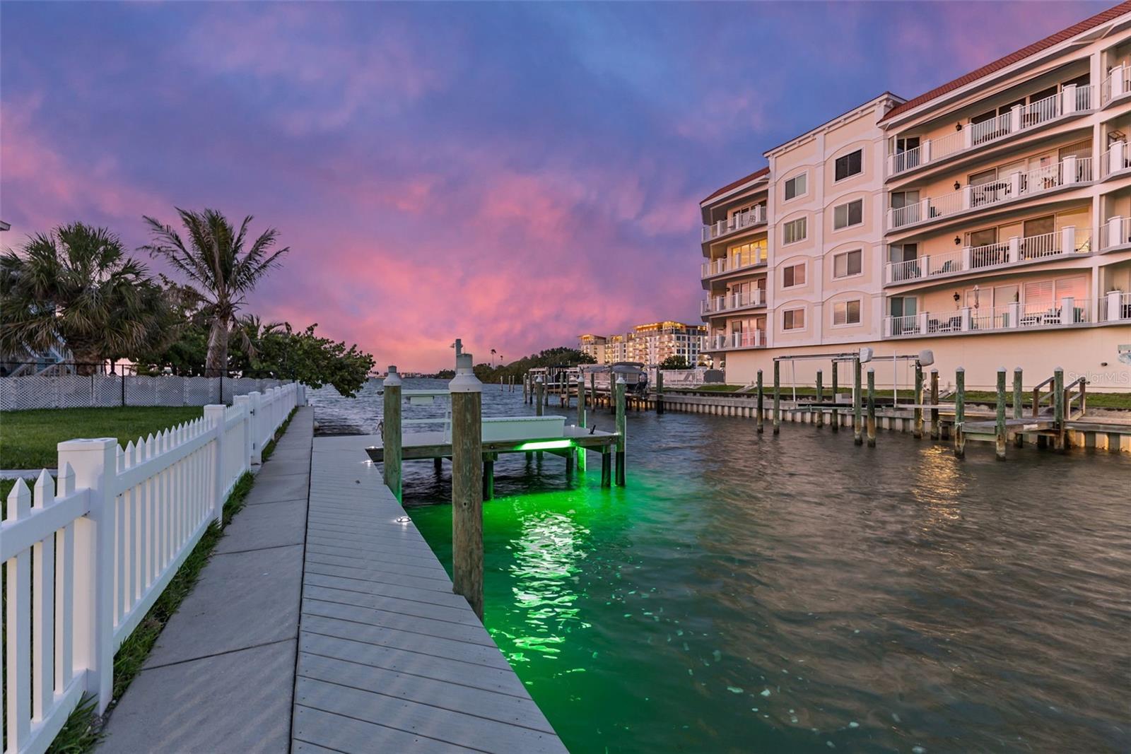 1866 VENETIAN POINT DR — photo 44