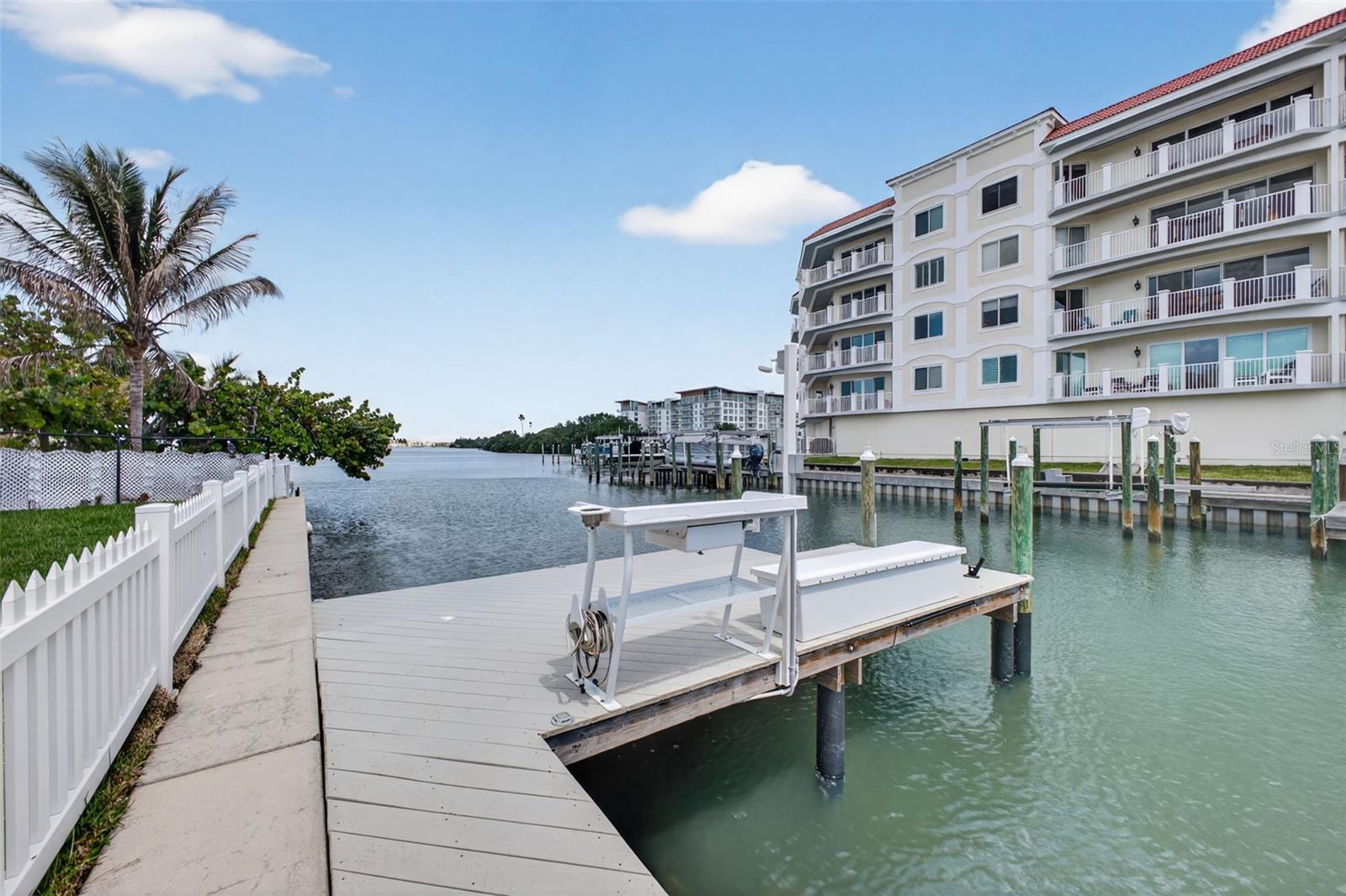 1866 VENETIAN POINT DR — photo 30