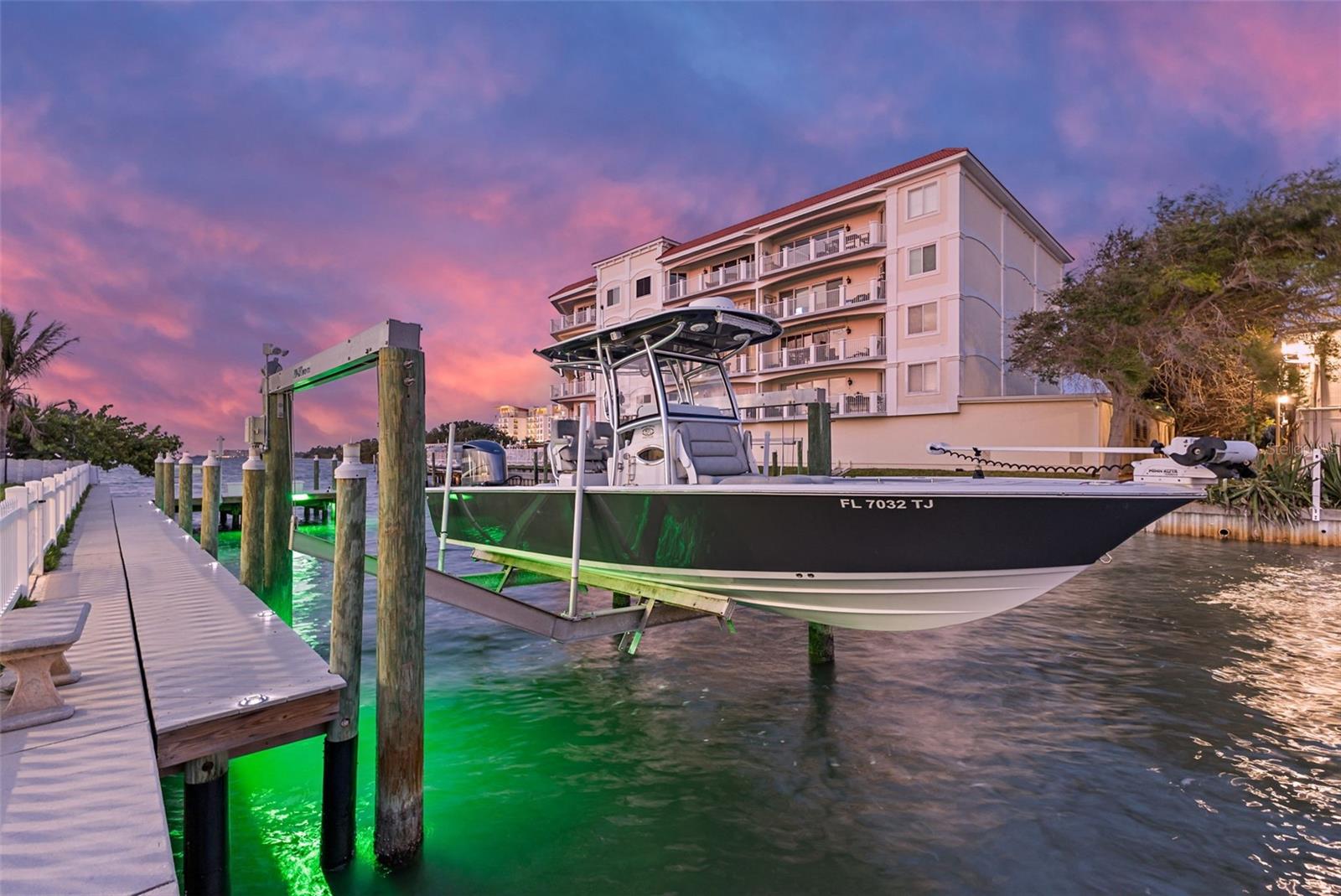1866 VENETIAN POINT DR — photo 45