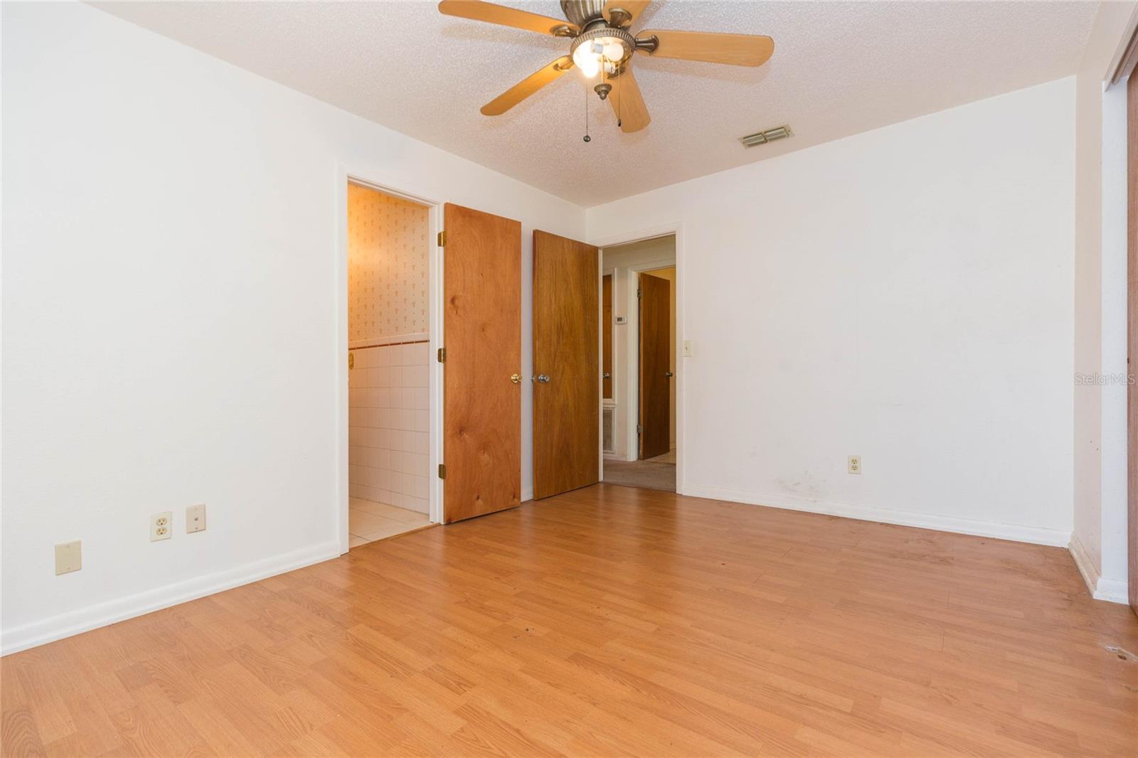 17616 EAGLE LN — photo 25