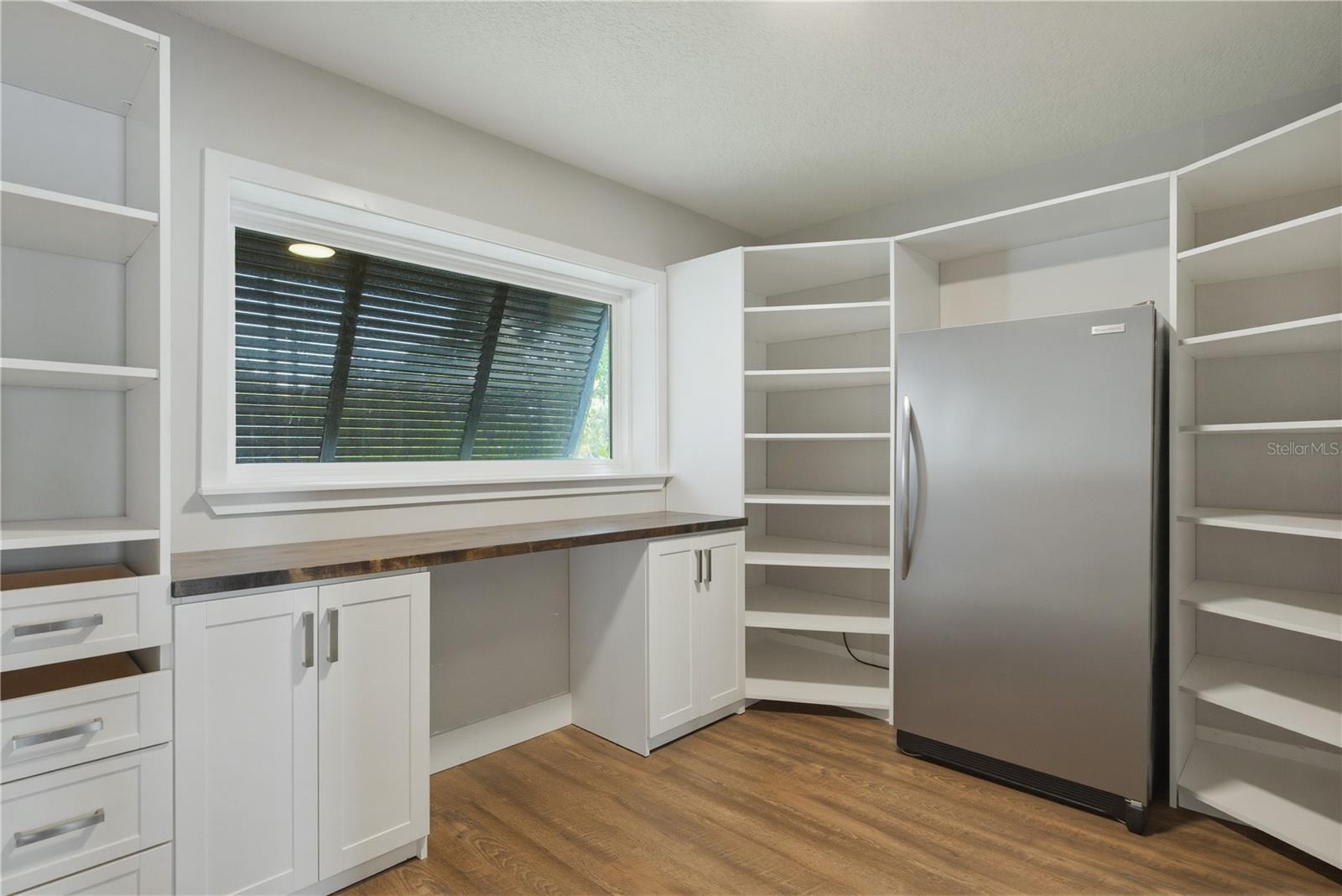 915 BAYSHORE DR — photo 19