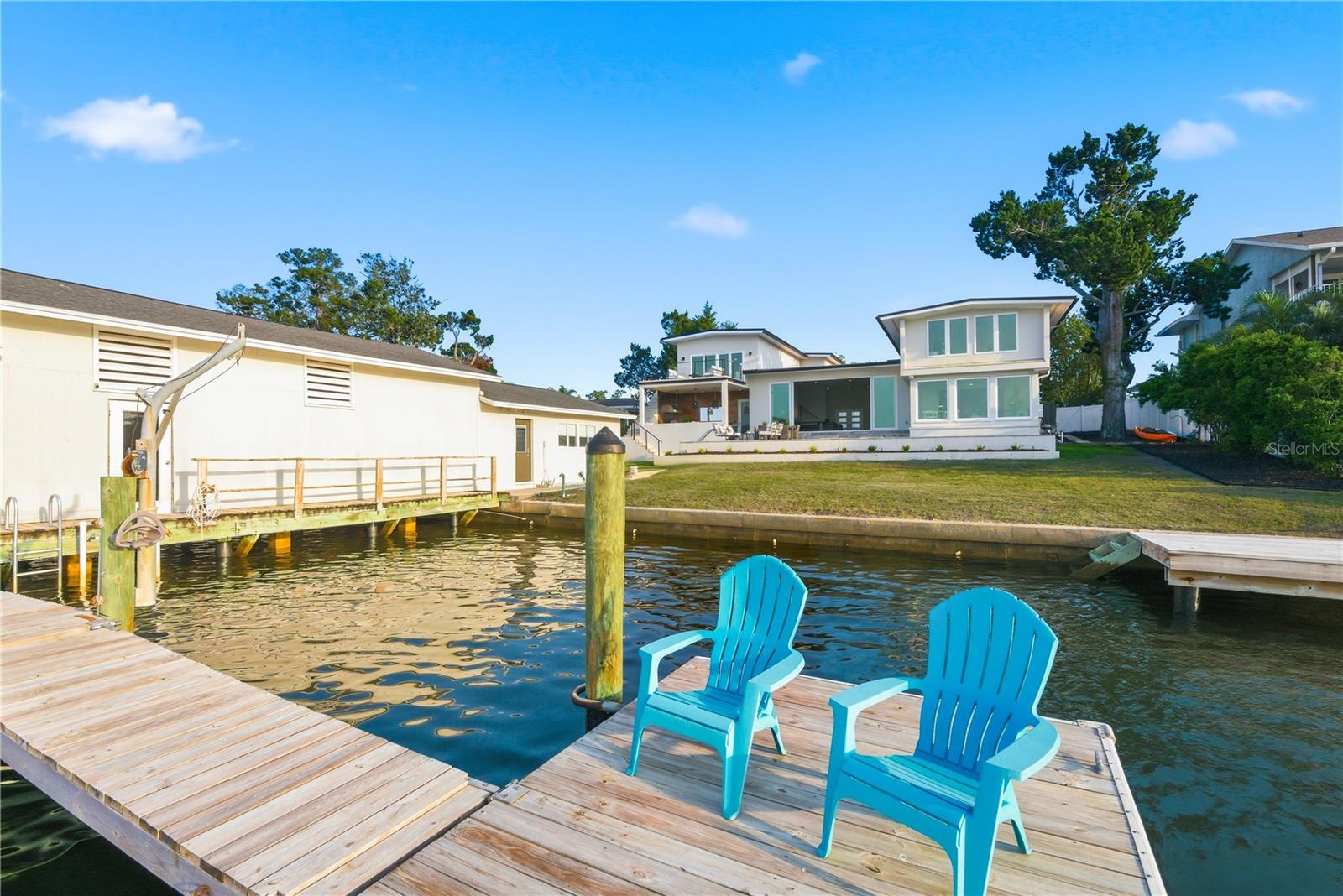 915 BAYSHORE DR — photo 72
